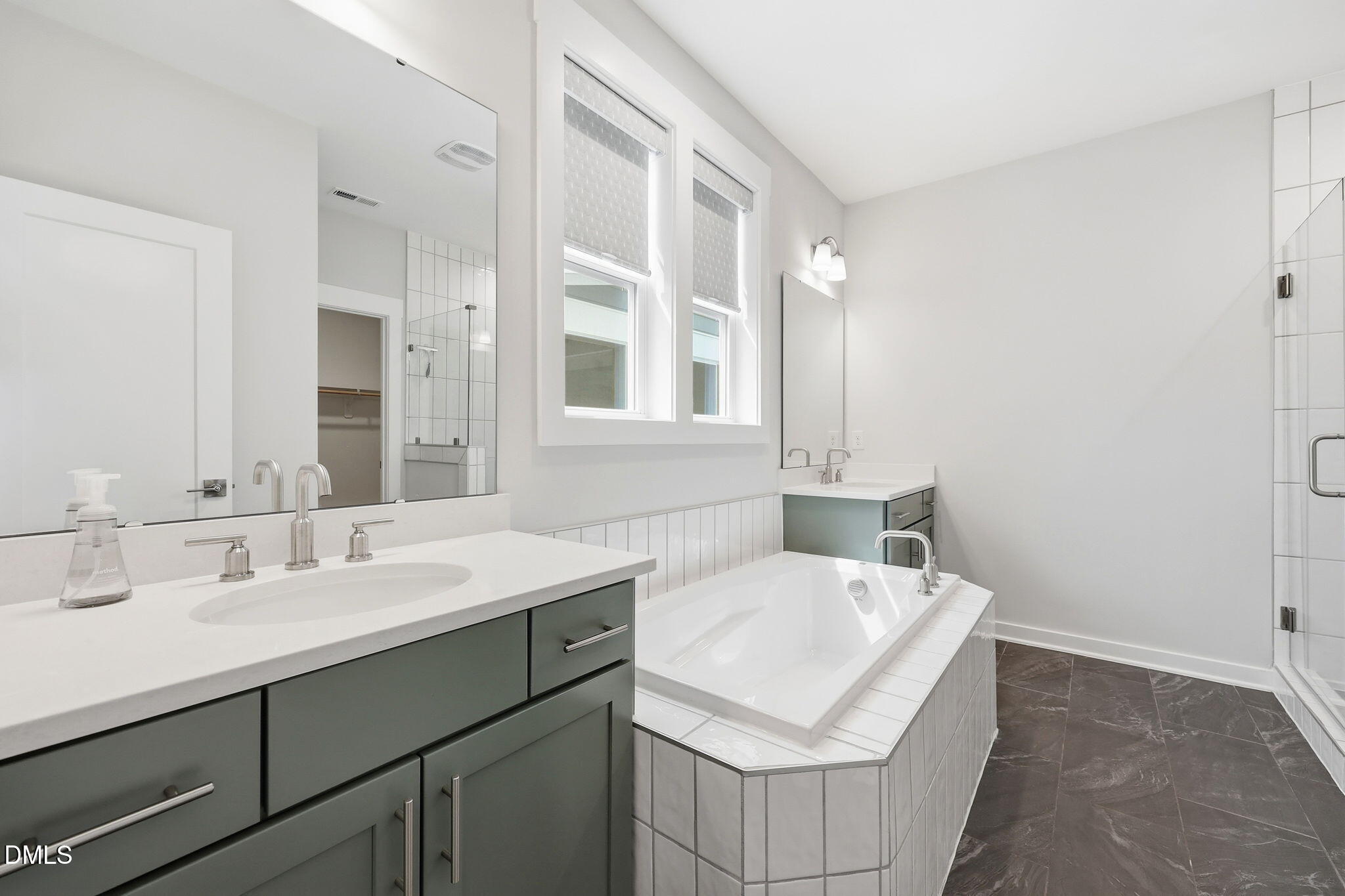37 Millennium Property Photo 13