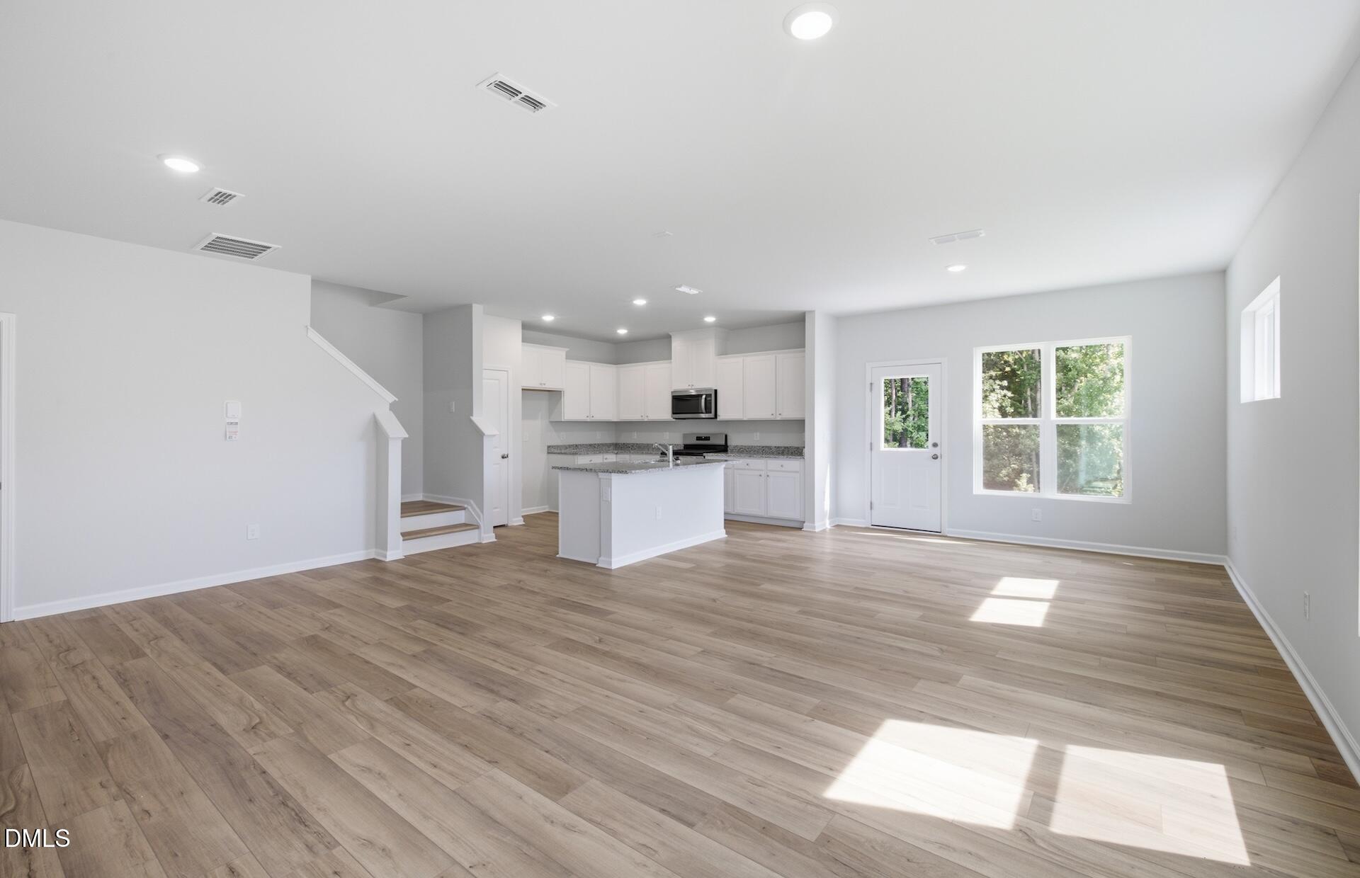 127 Verlands Way Property Photo 6