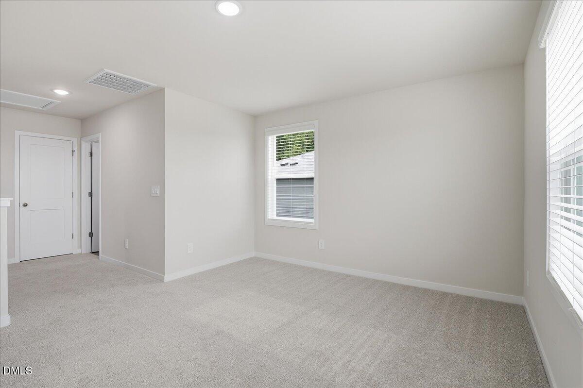 127 N Field Sparrow Way Property Photo 17