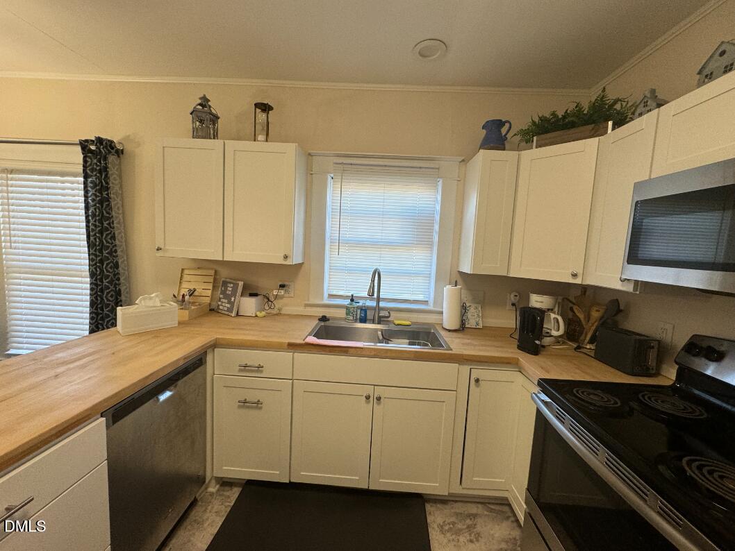 200 Hunter Street Property Photo 4