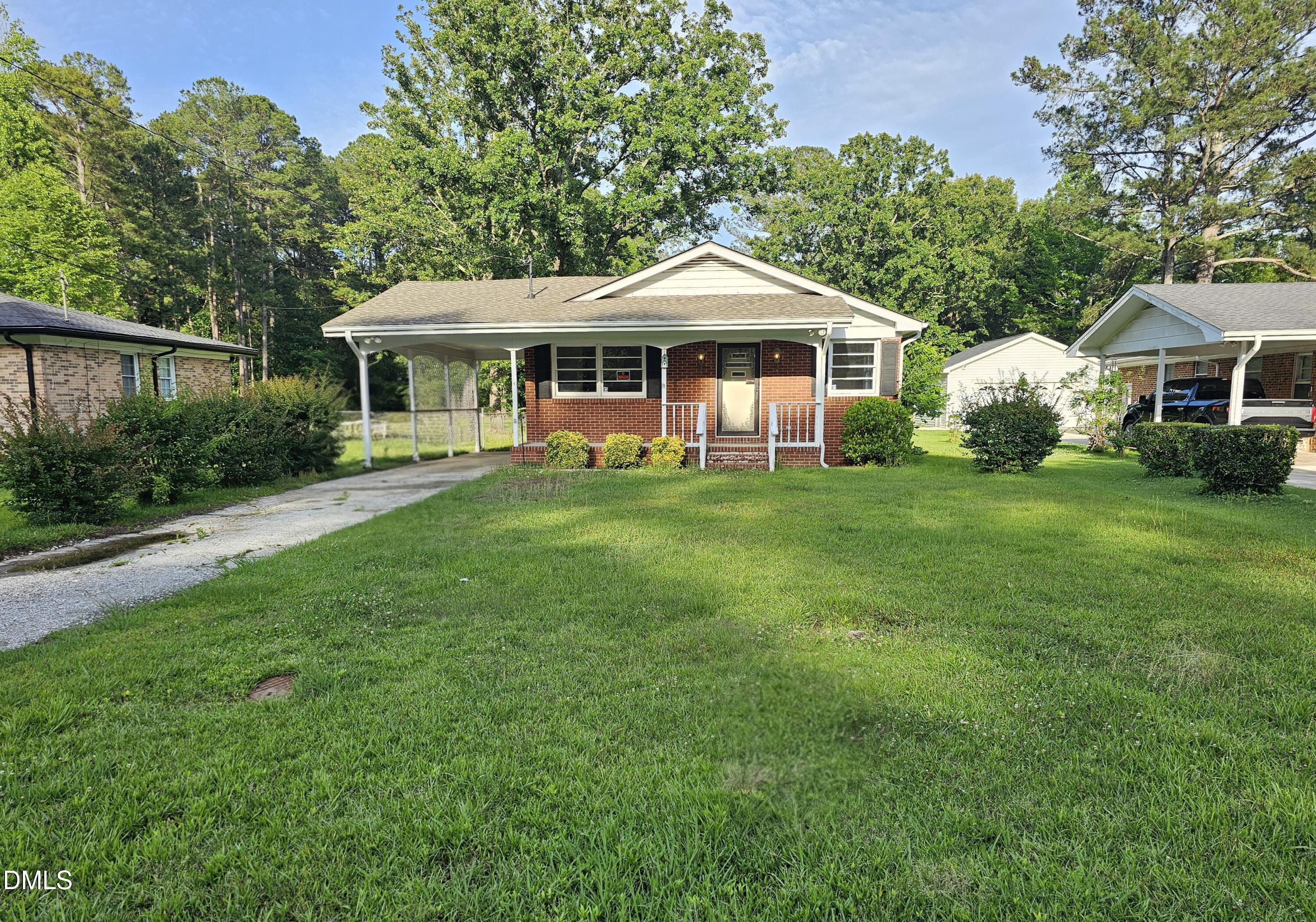 408 Oak Street Property Photo 1