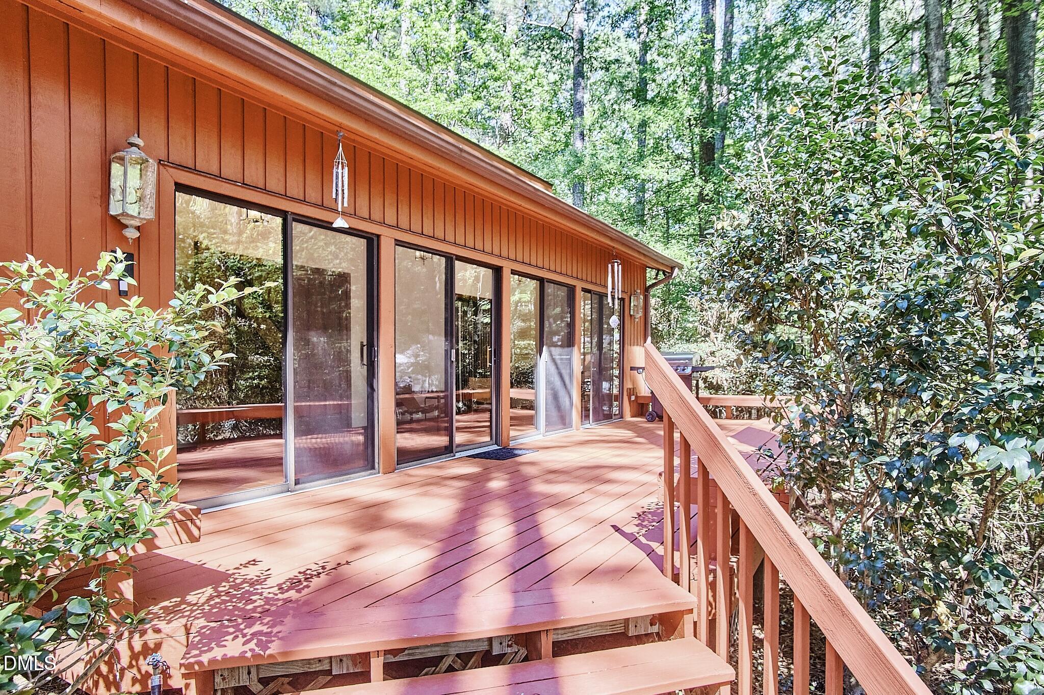 152 Cedar Hills Circle Property Photo 1