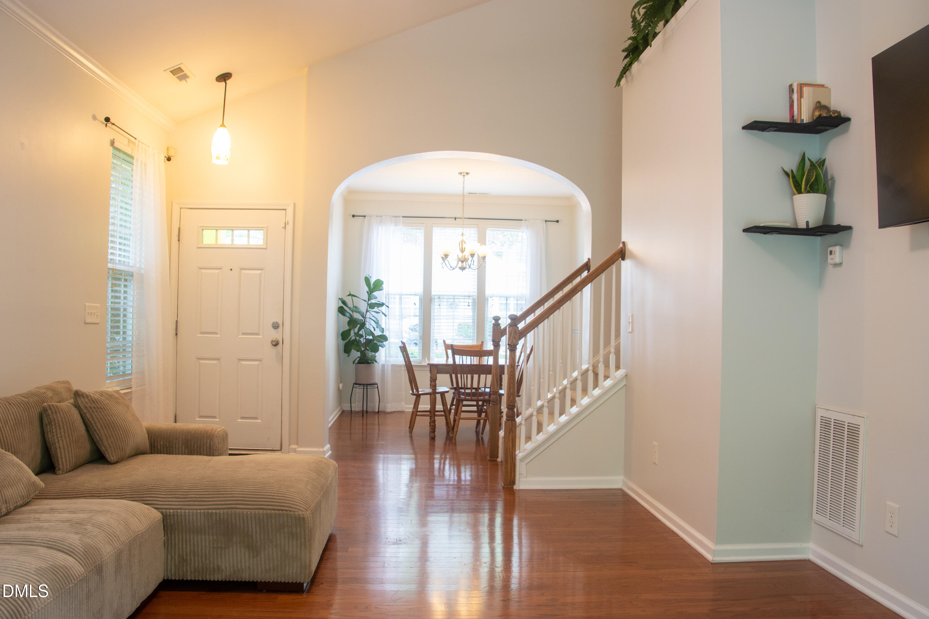 3527 Sugar Tree Place Property Photo 6