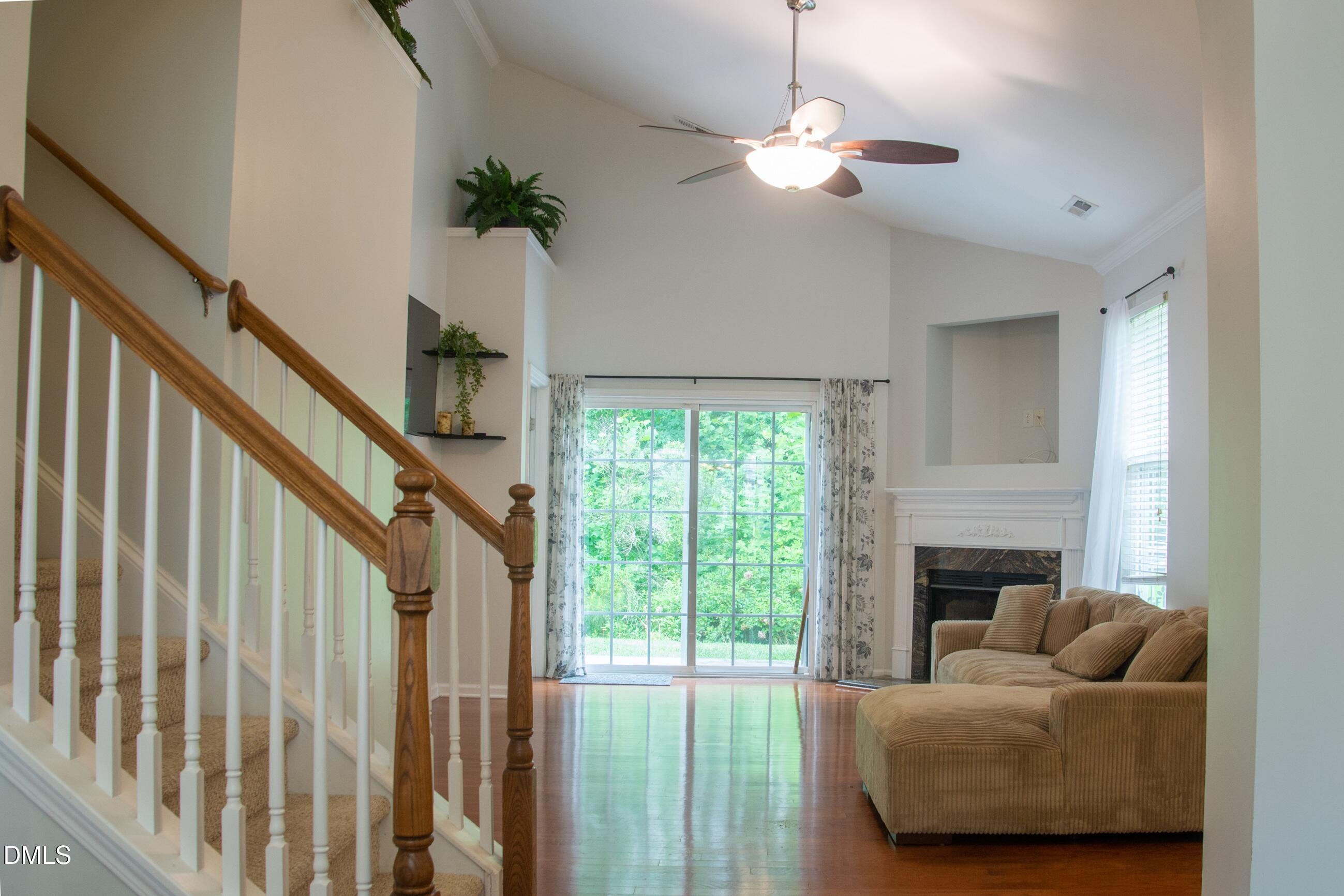 3527 Sugar Tree Place Property Photo 9