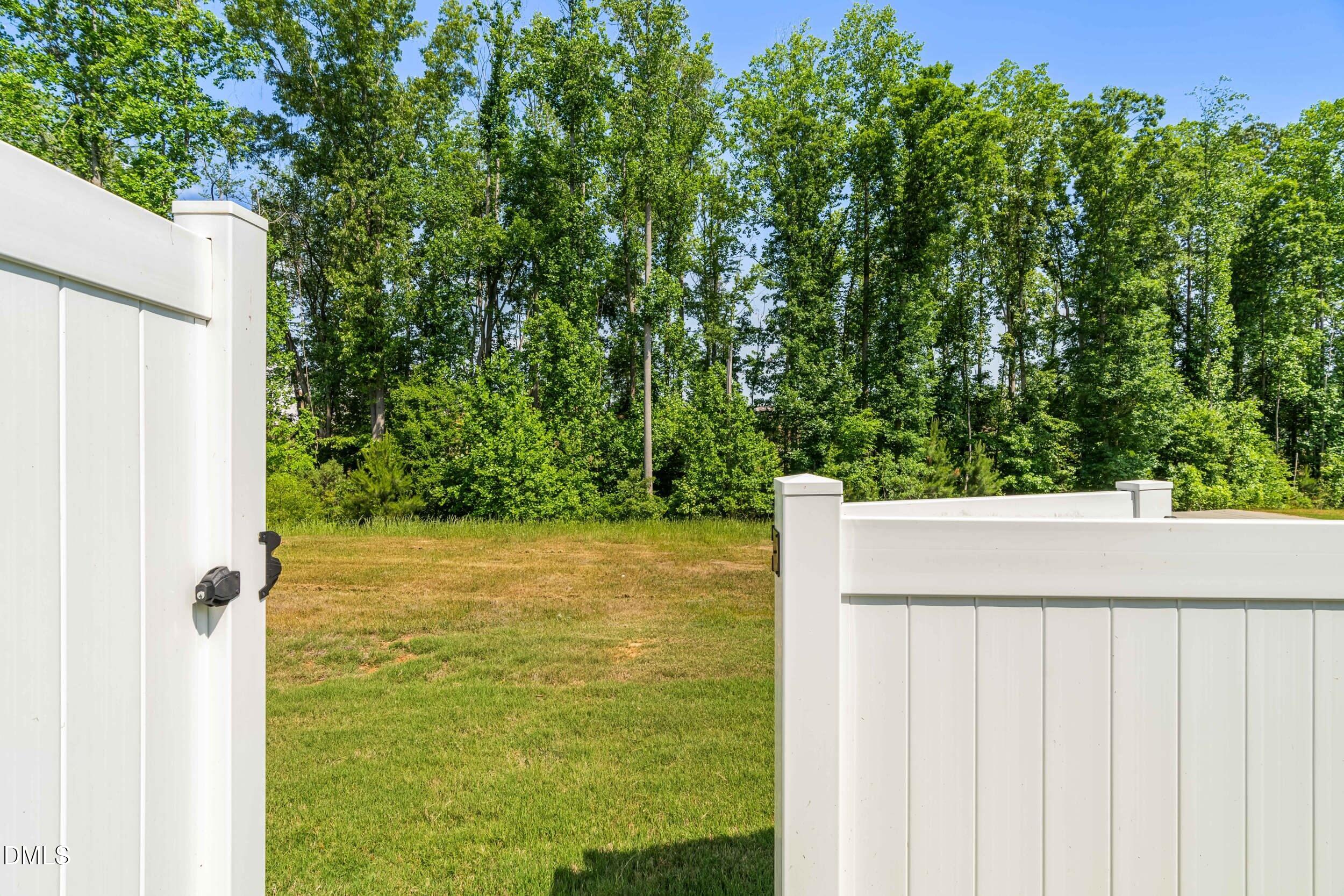 47 Whitley Ridge Drive Property Photo 15