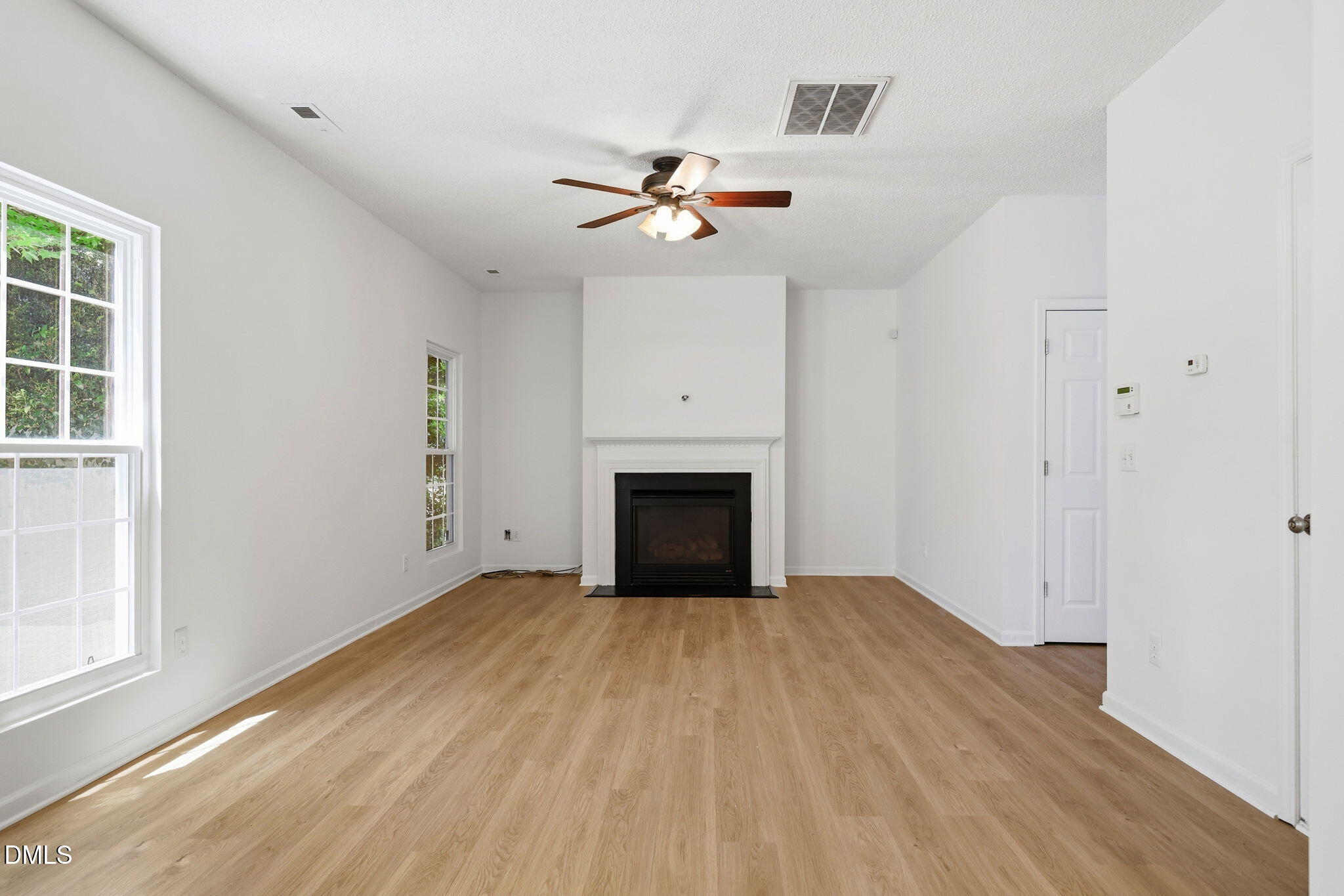 841 Stackhurst Way Property Photo 8