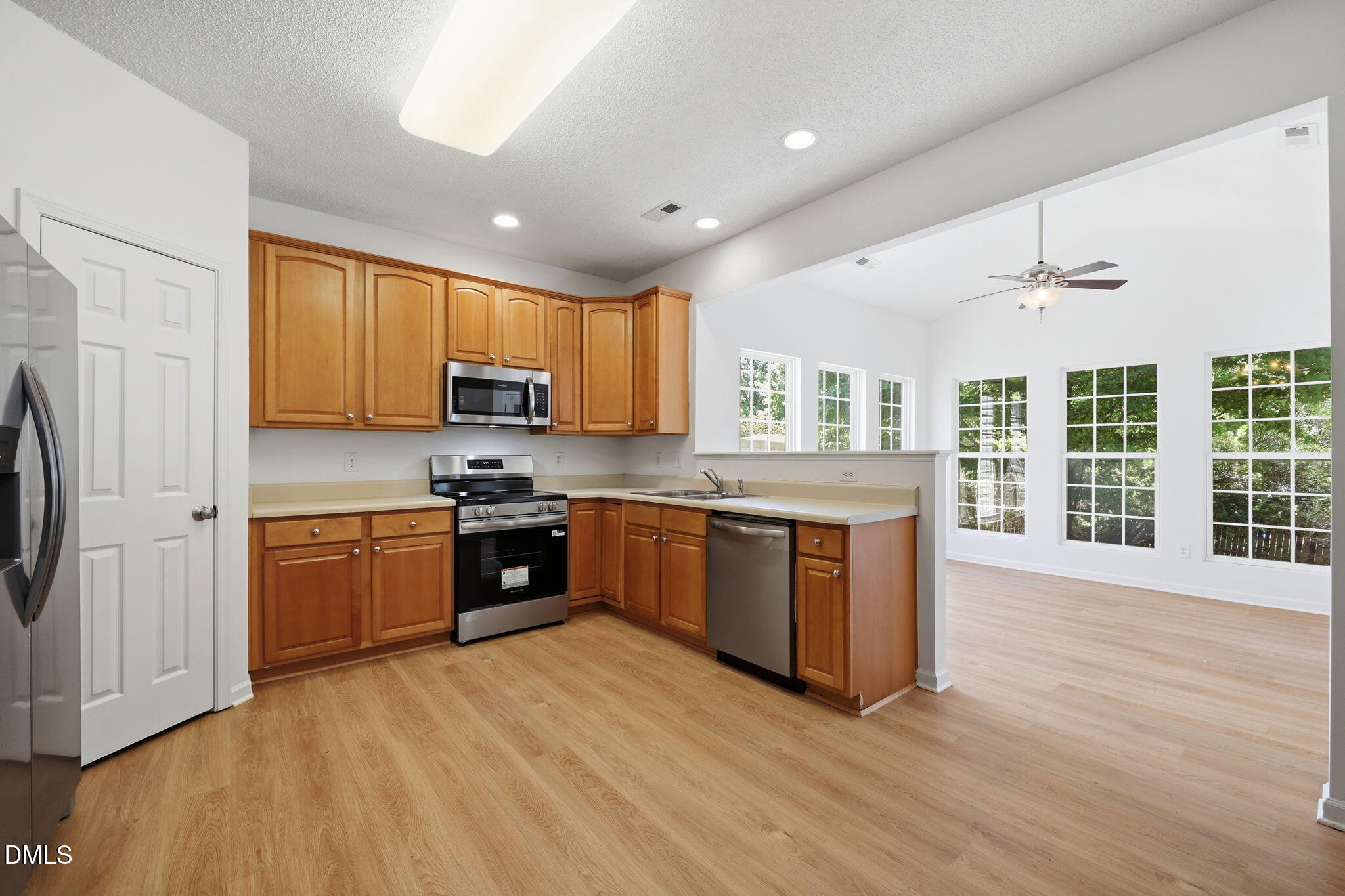 841 Stackhurst Way Property Photo 11