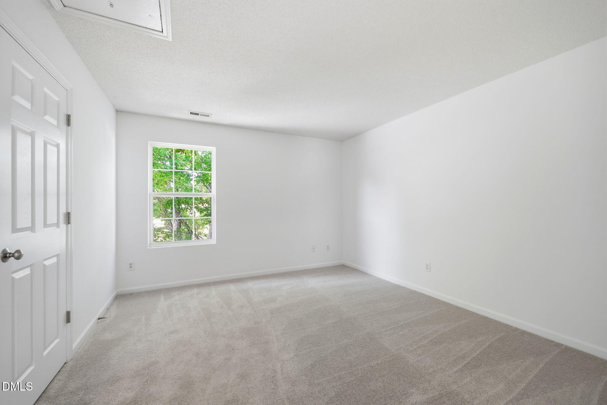 841 Stackhurst Way Property Photo 23