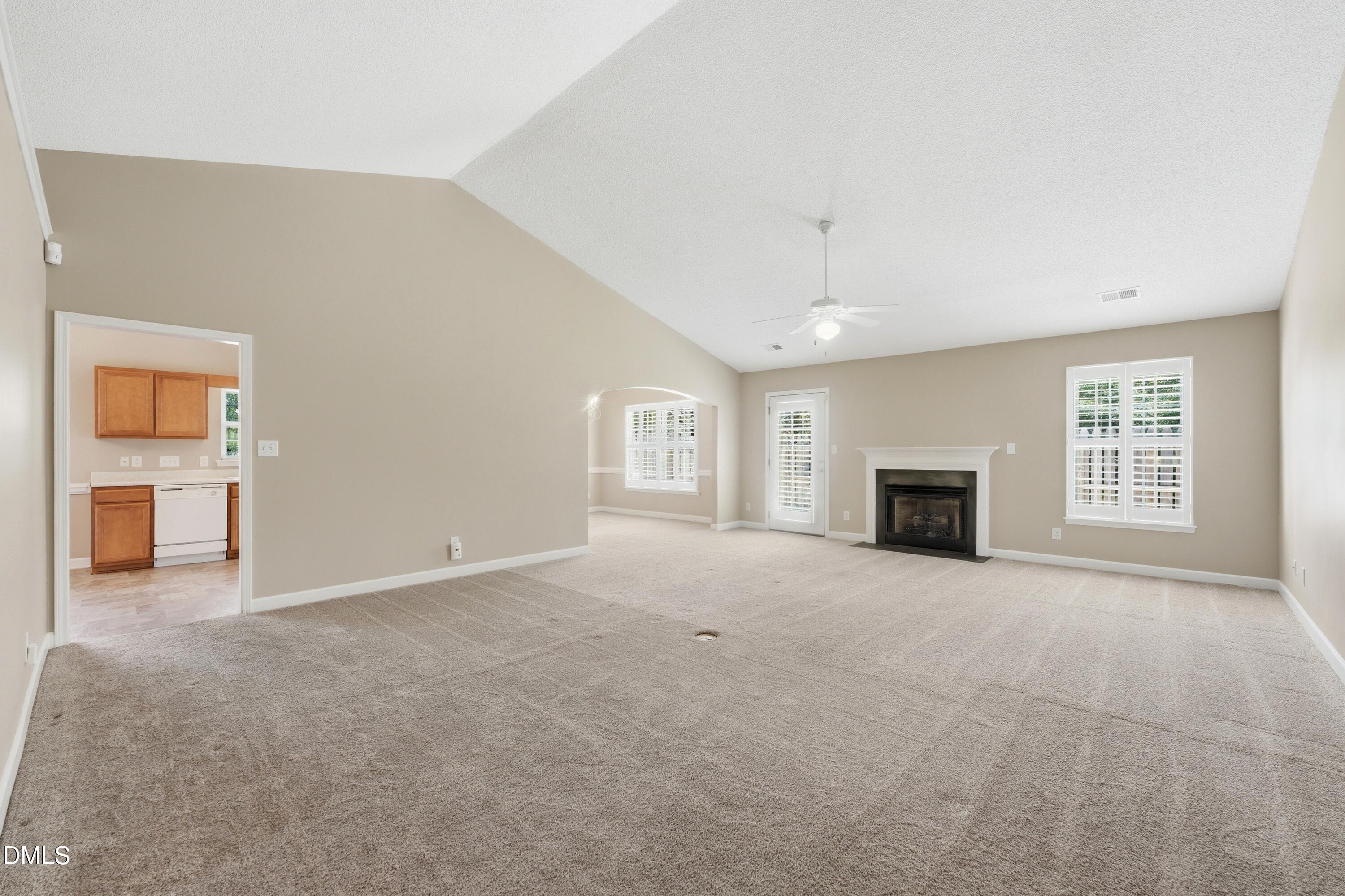 2035 Sweetbay Circle Property Photo 5