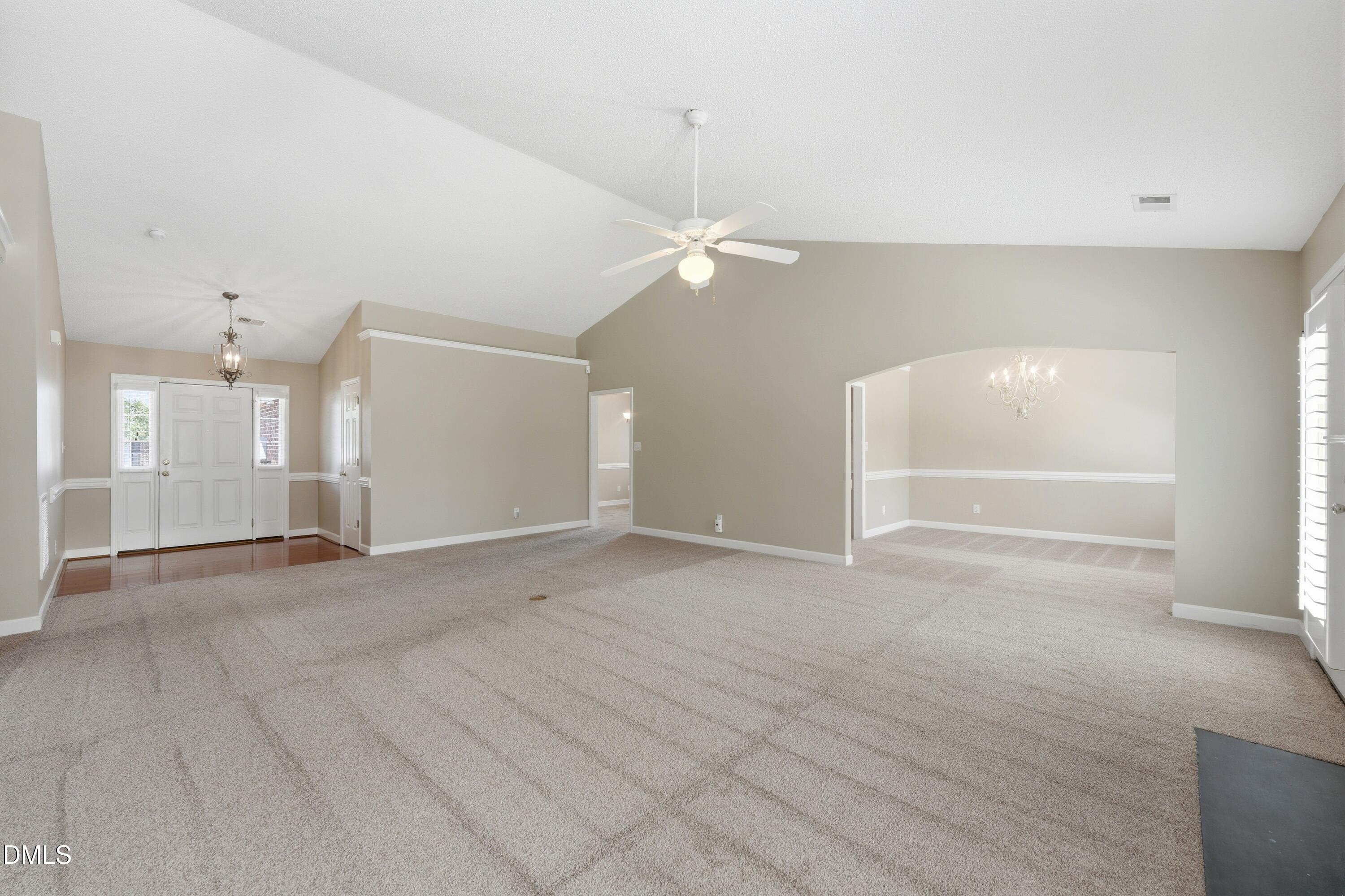 2035 Sweetbay Circle Property Photo 7