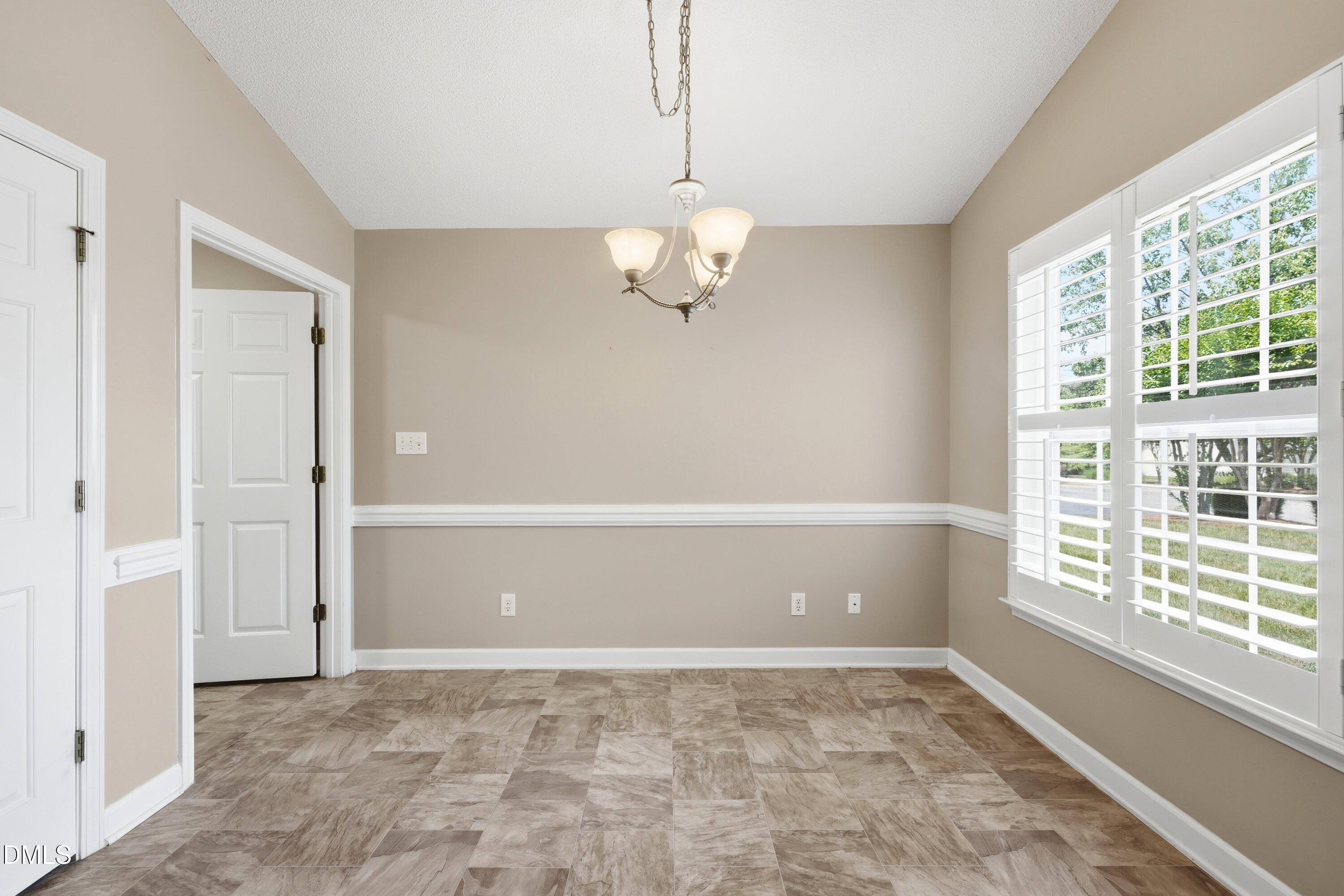 2035 Sweetbay Circle Property Photo 15