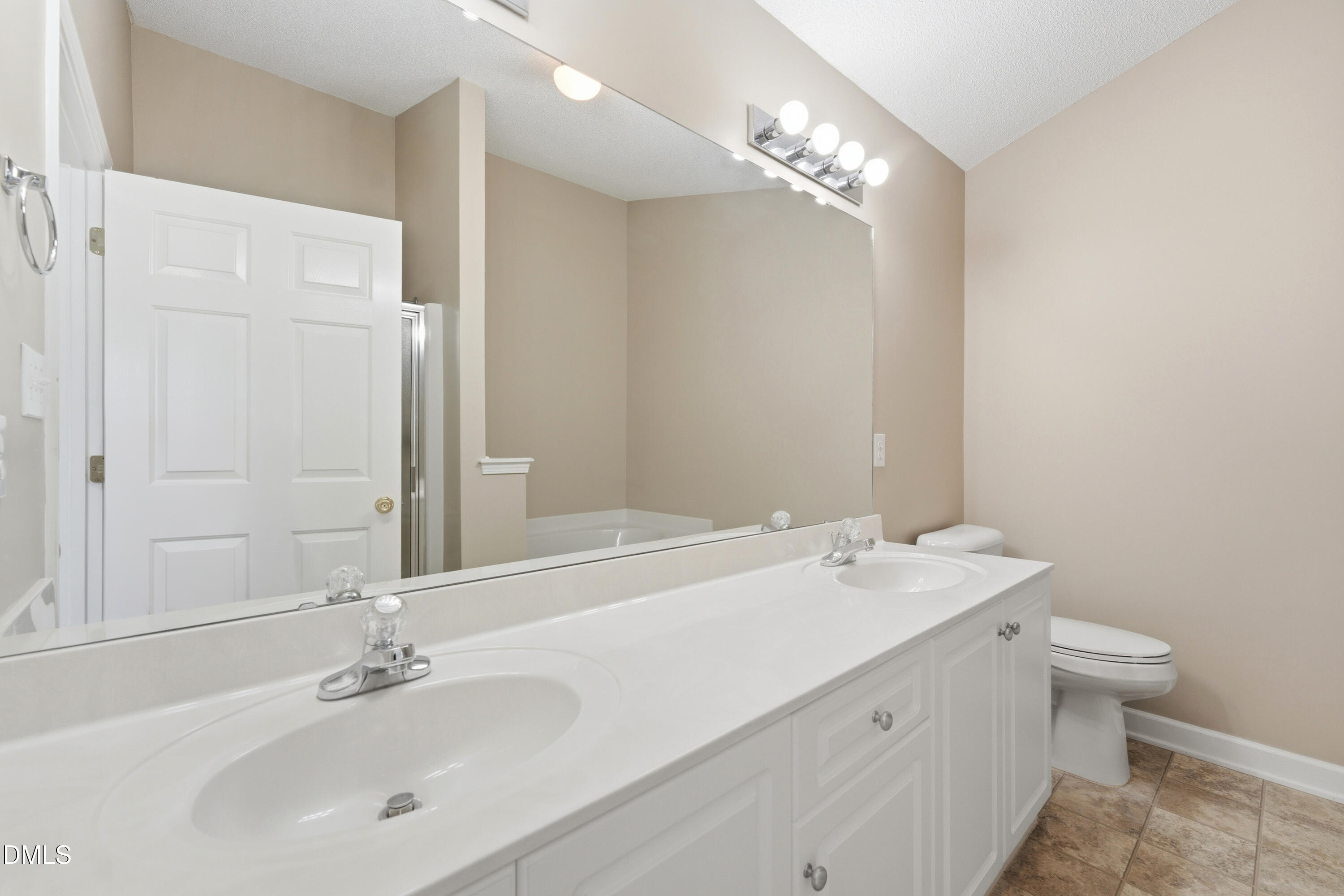 2035 Sweetbay Circle Property Photo 21