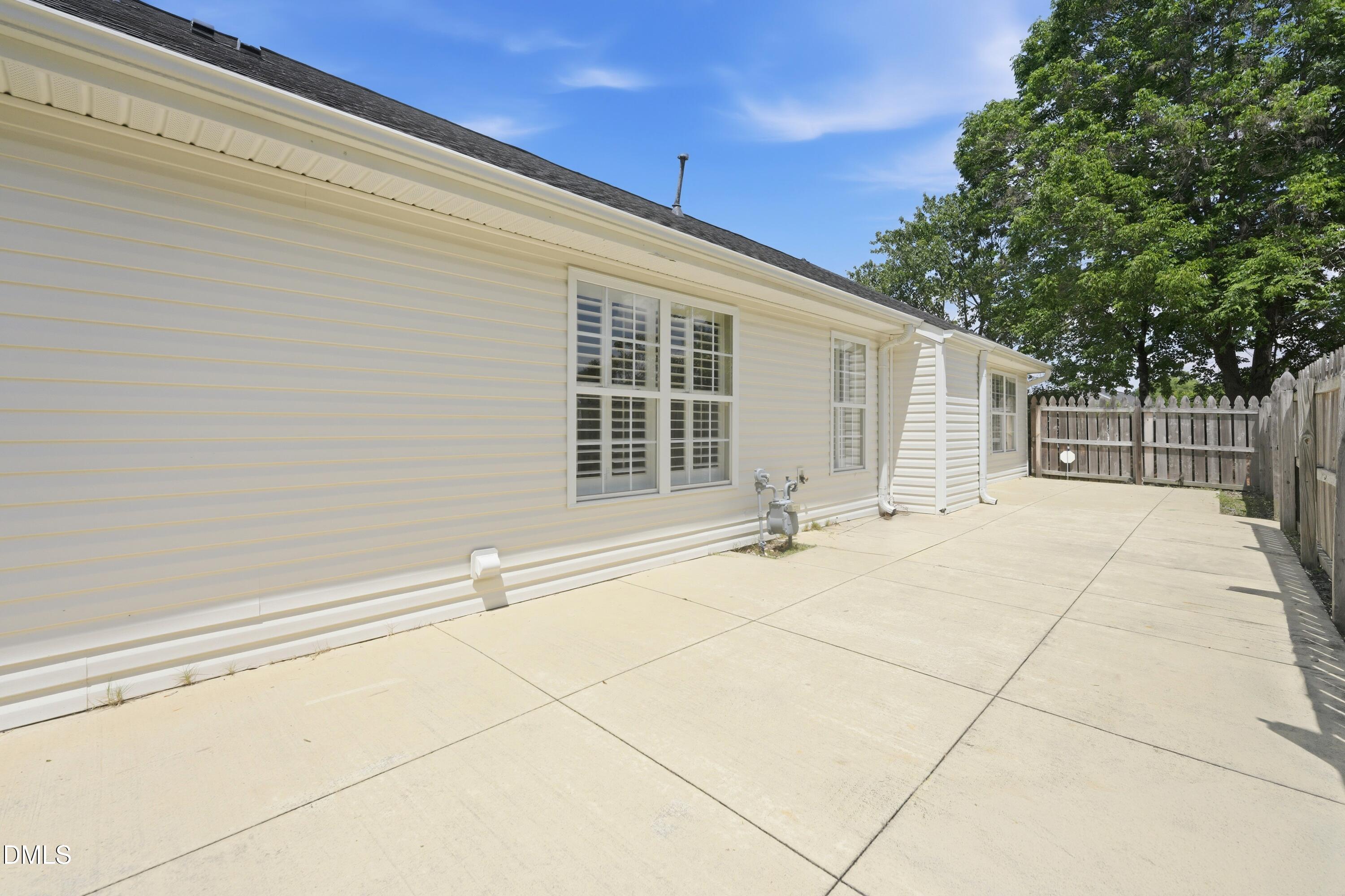 2035 Sweetbay Circle Property Photo 31