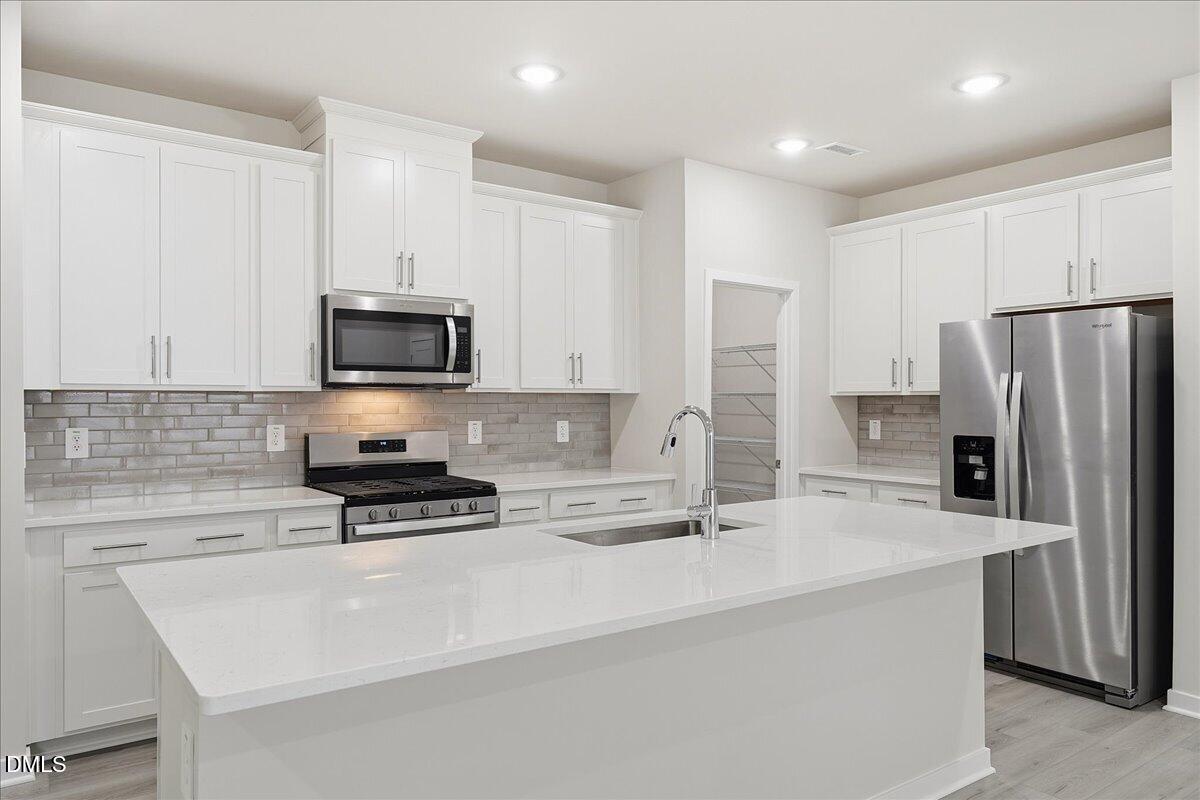 1438 Hatteras Road Property Photo 8
