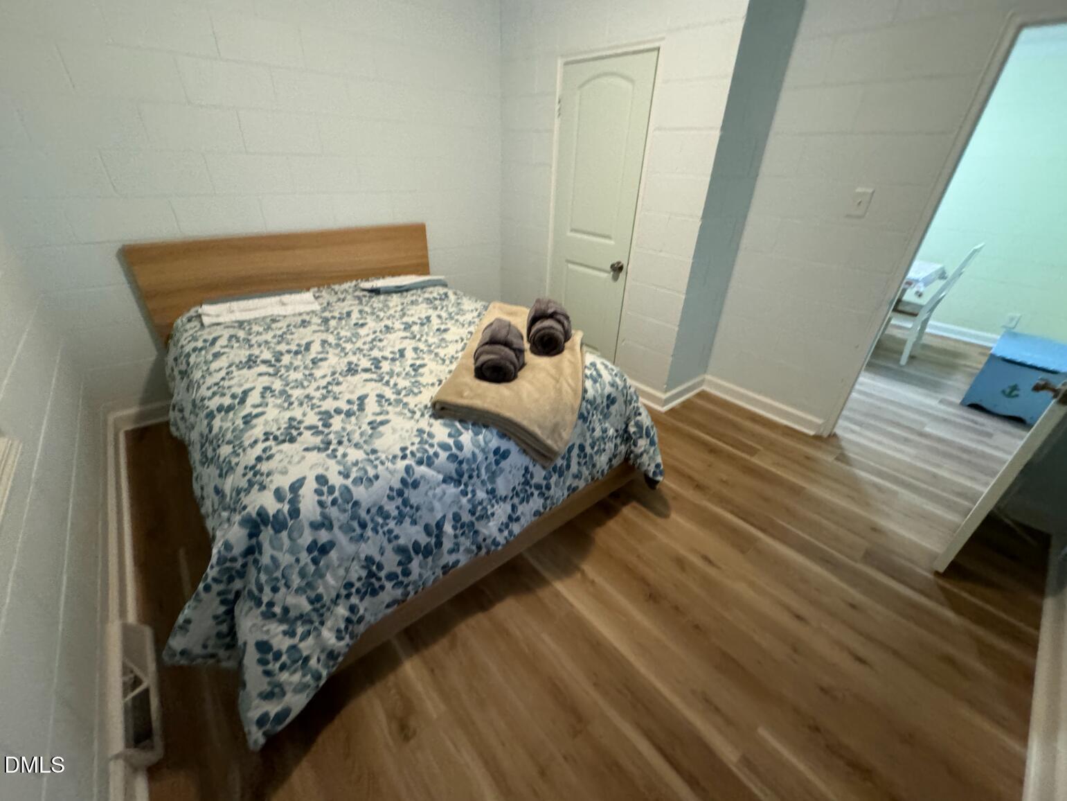 1305 Lynn Road Property Photo 13