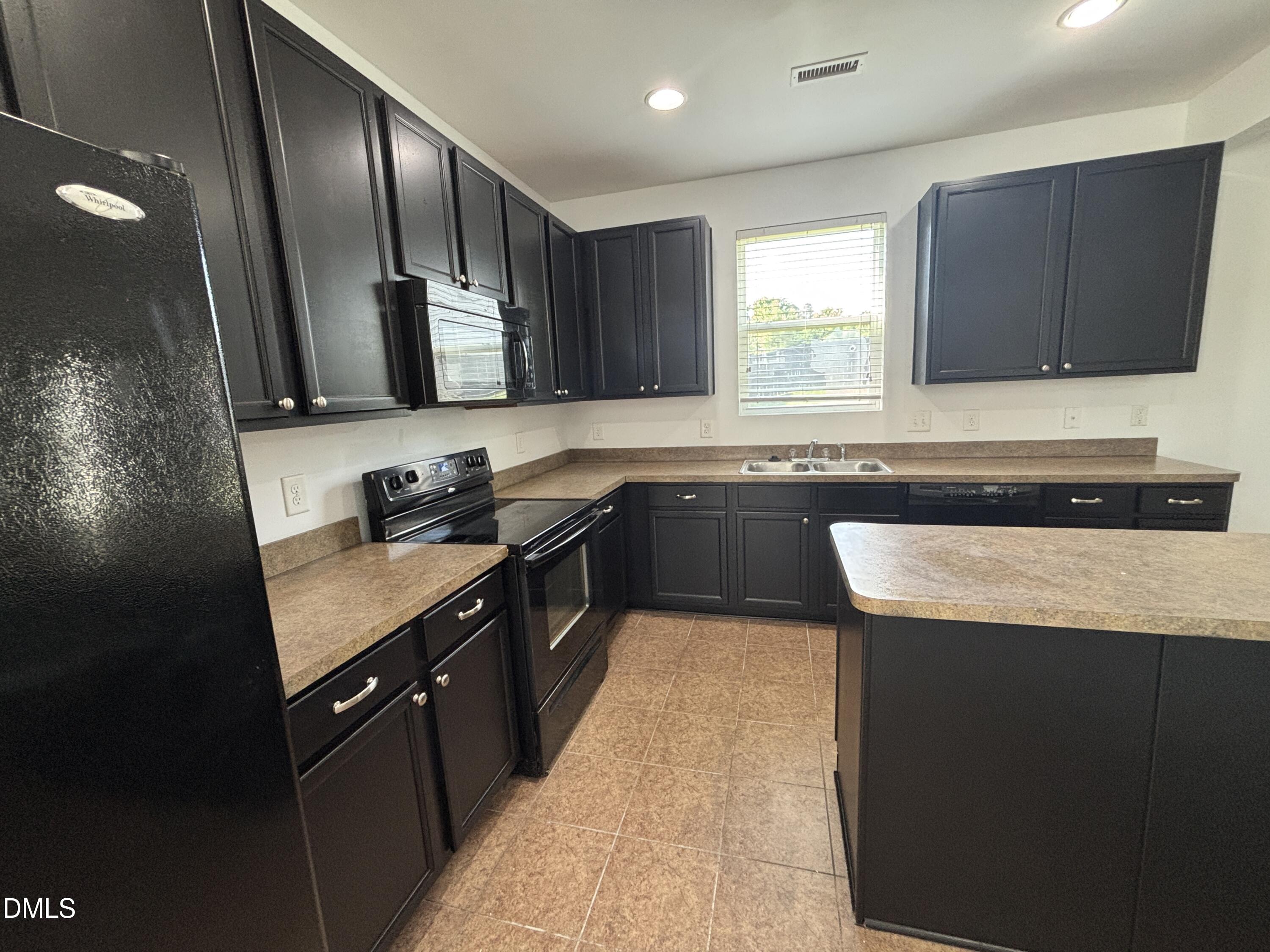 101 Red Bird Drive Property Photo 10