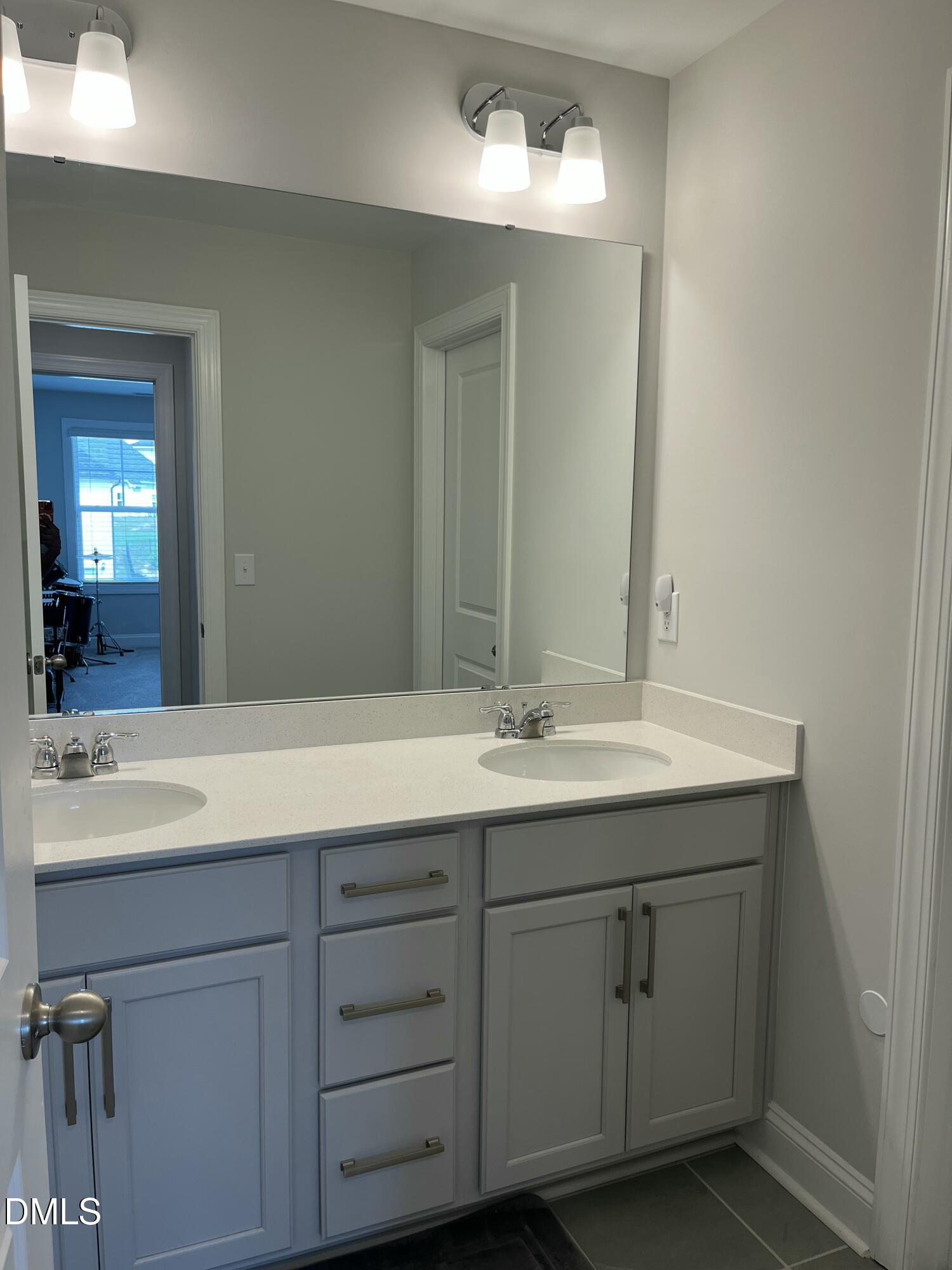 805 Putney Hill Road Property Photo 40