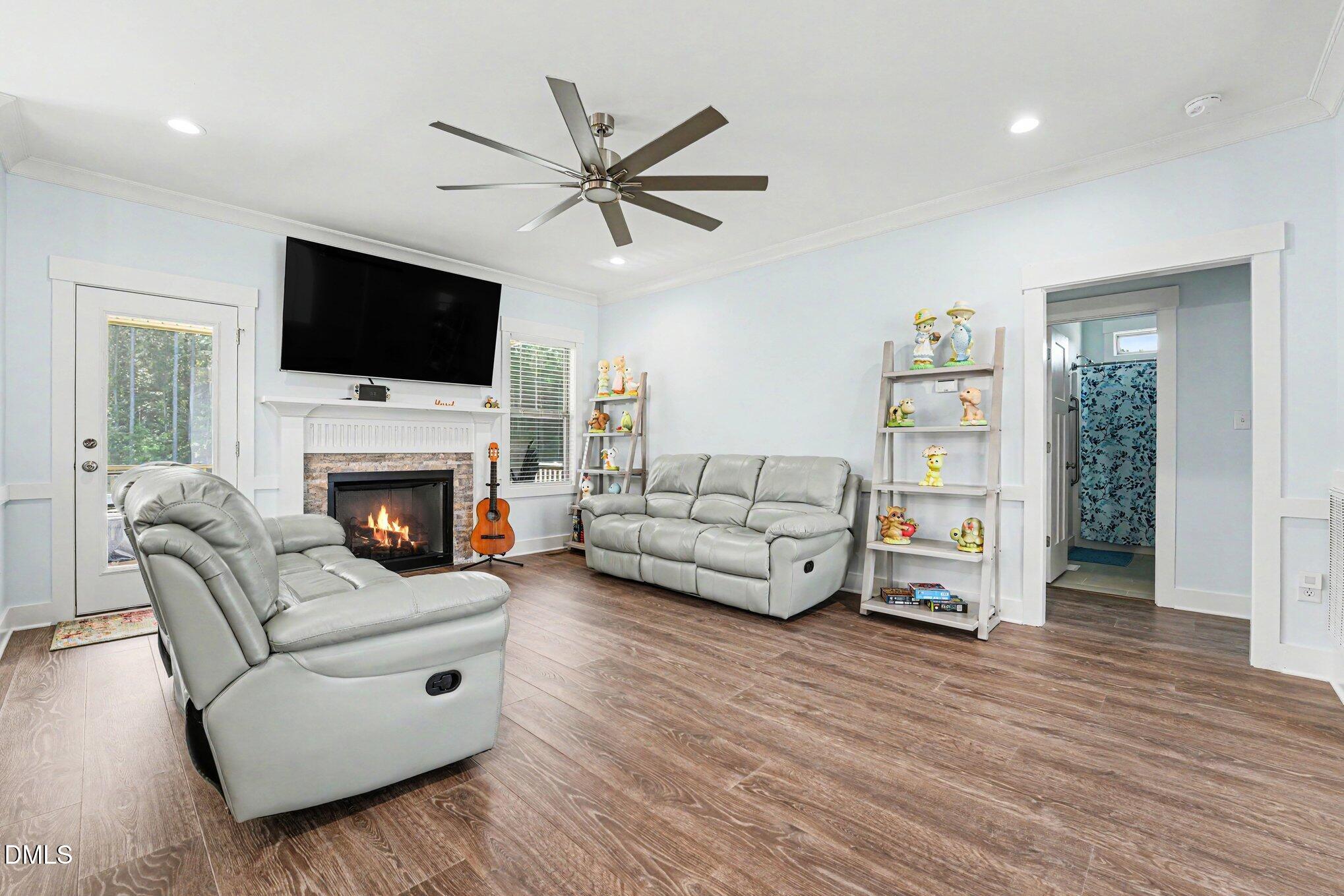 65 Sanders Farm Drive Property Photo 4