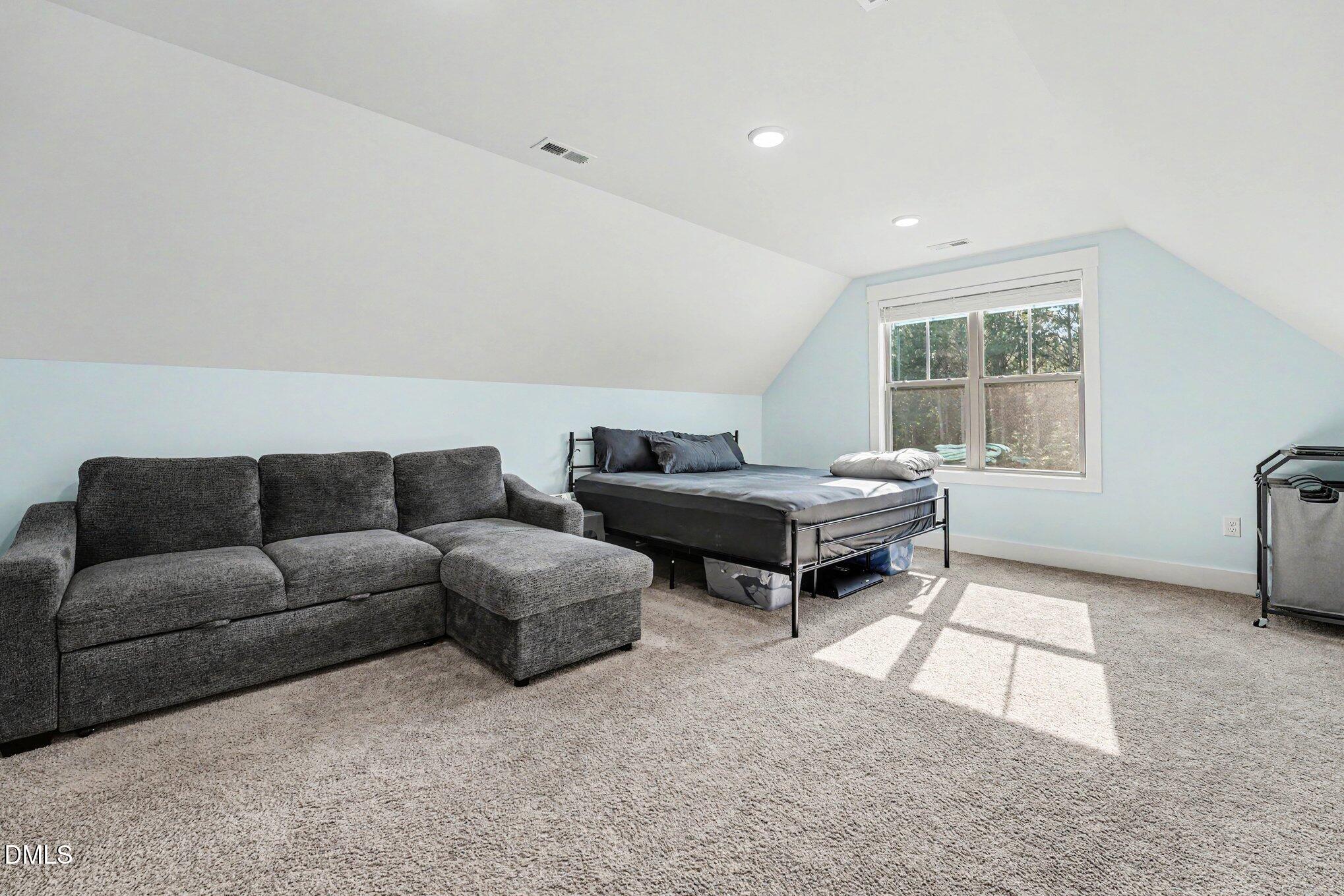 65 Sanders Farm Drive Property Photo 11
