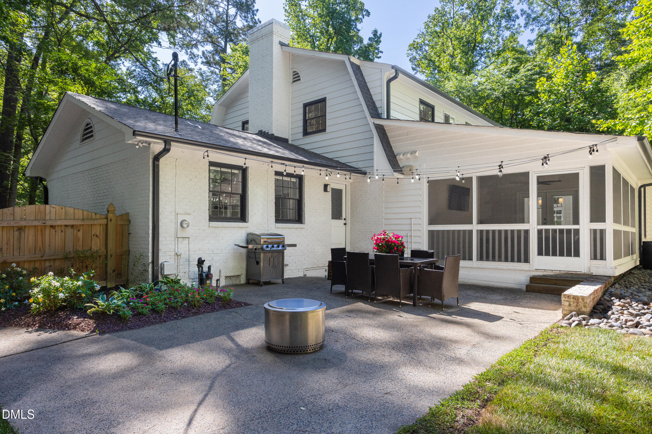 60 Kimberly Drive Property Photo 2