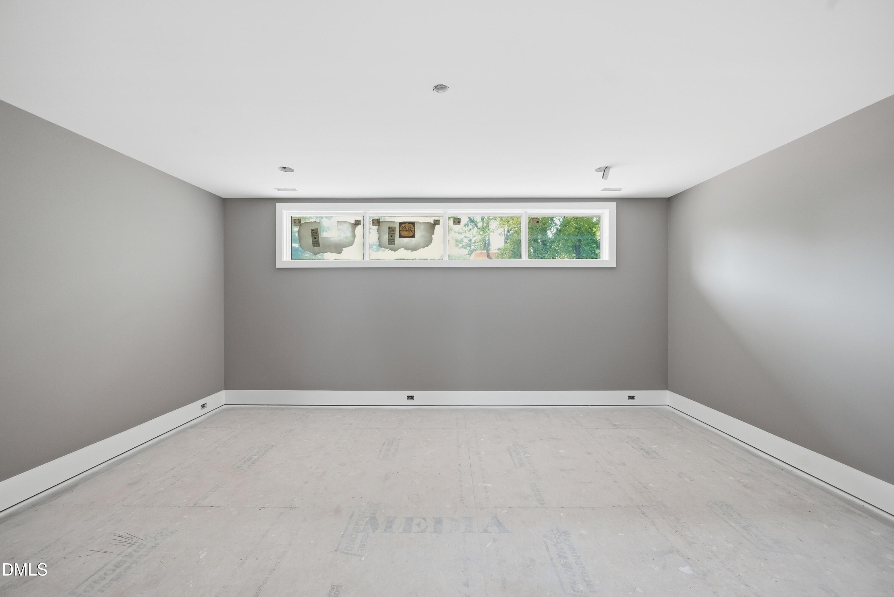 961 Wimbleton Drive Property Photo 12