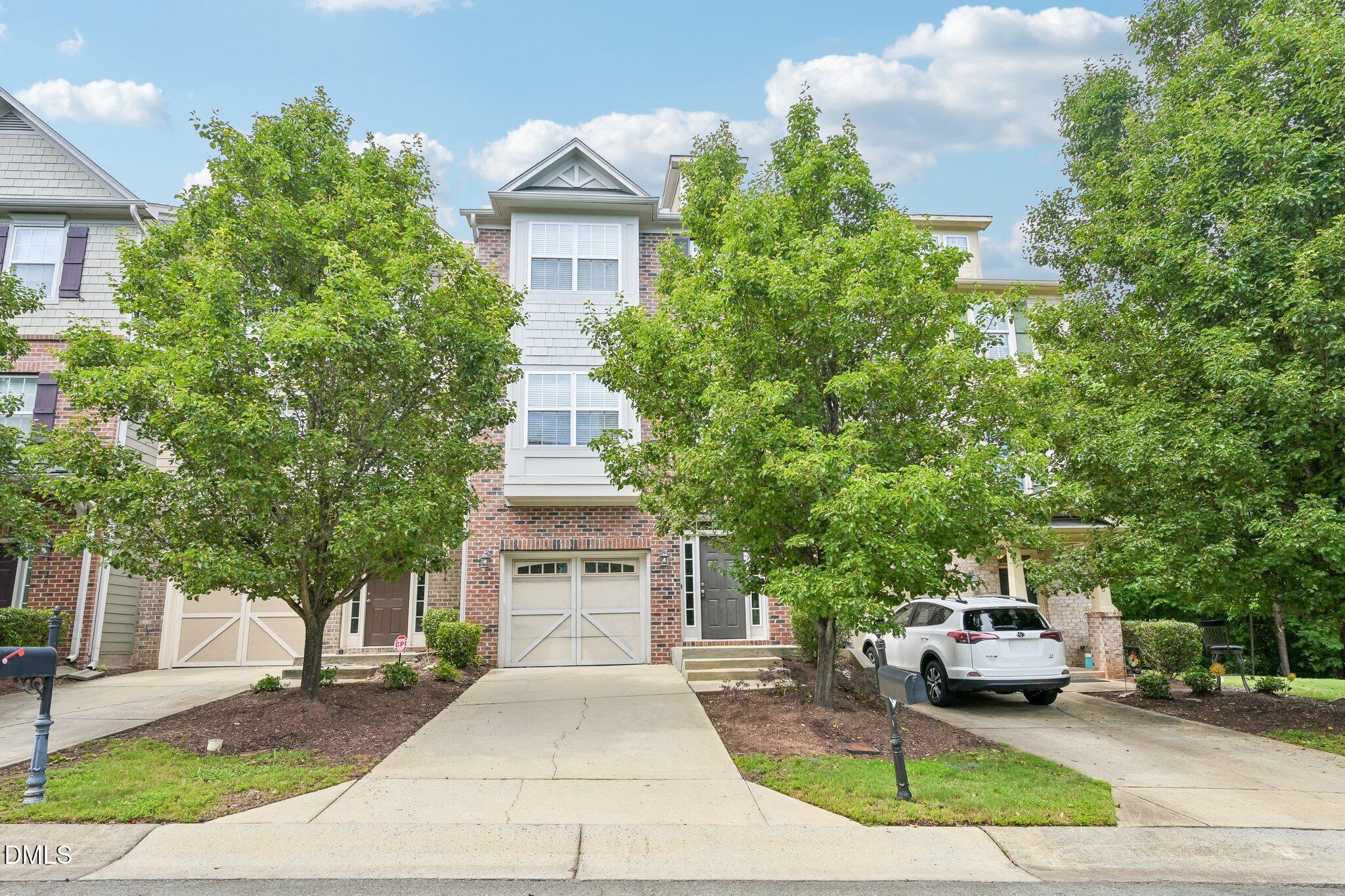 232 Linden Park Lane Property Photo 1