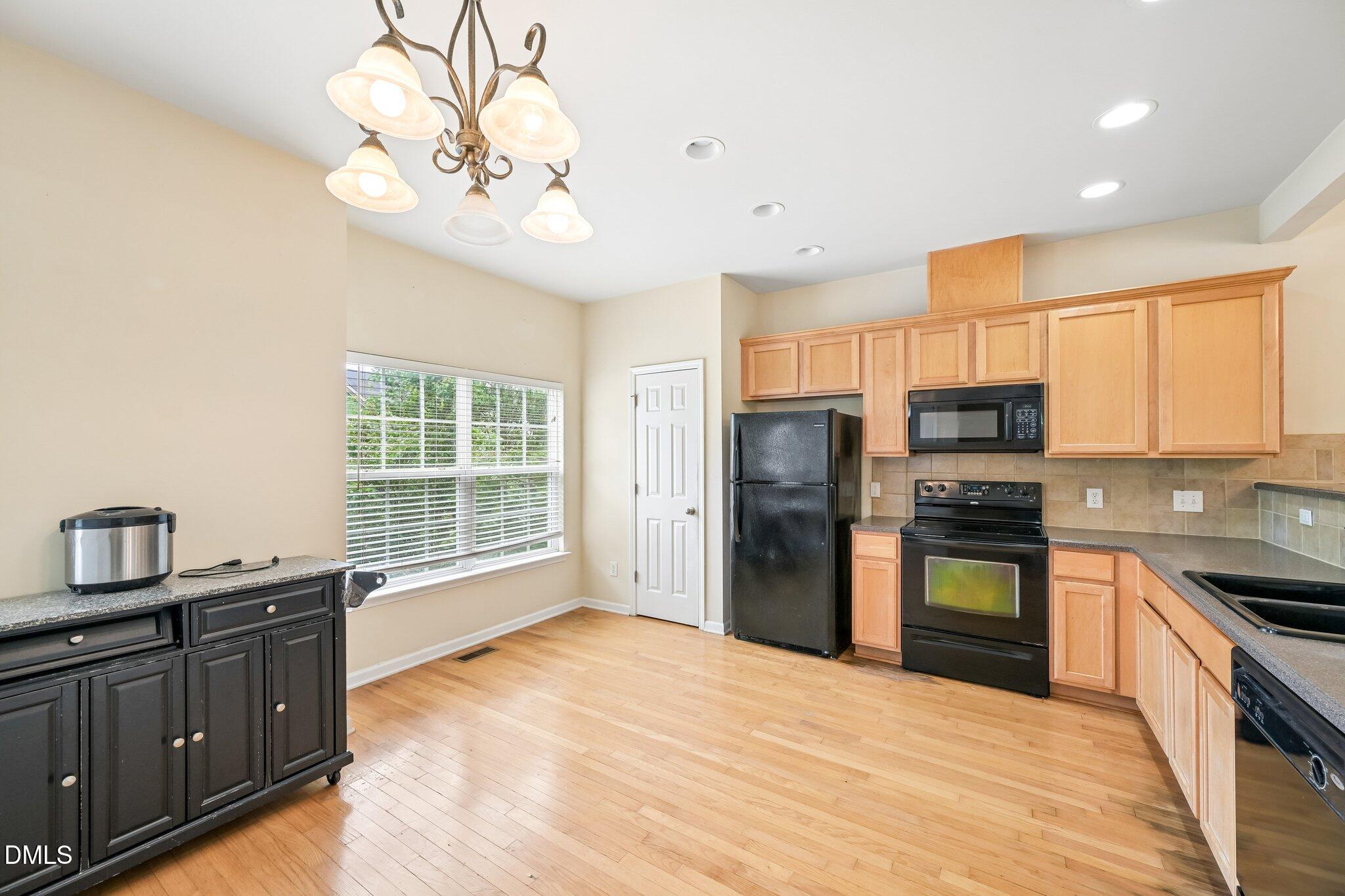 232 Linden Park Lane Property Photo 11