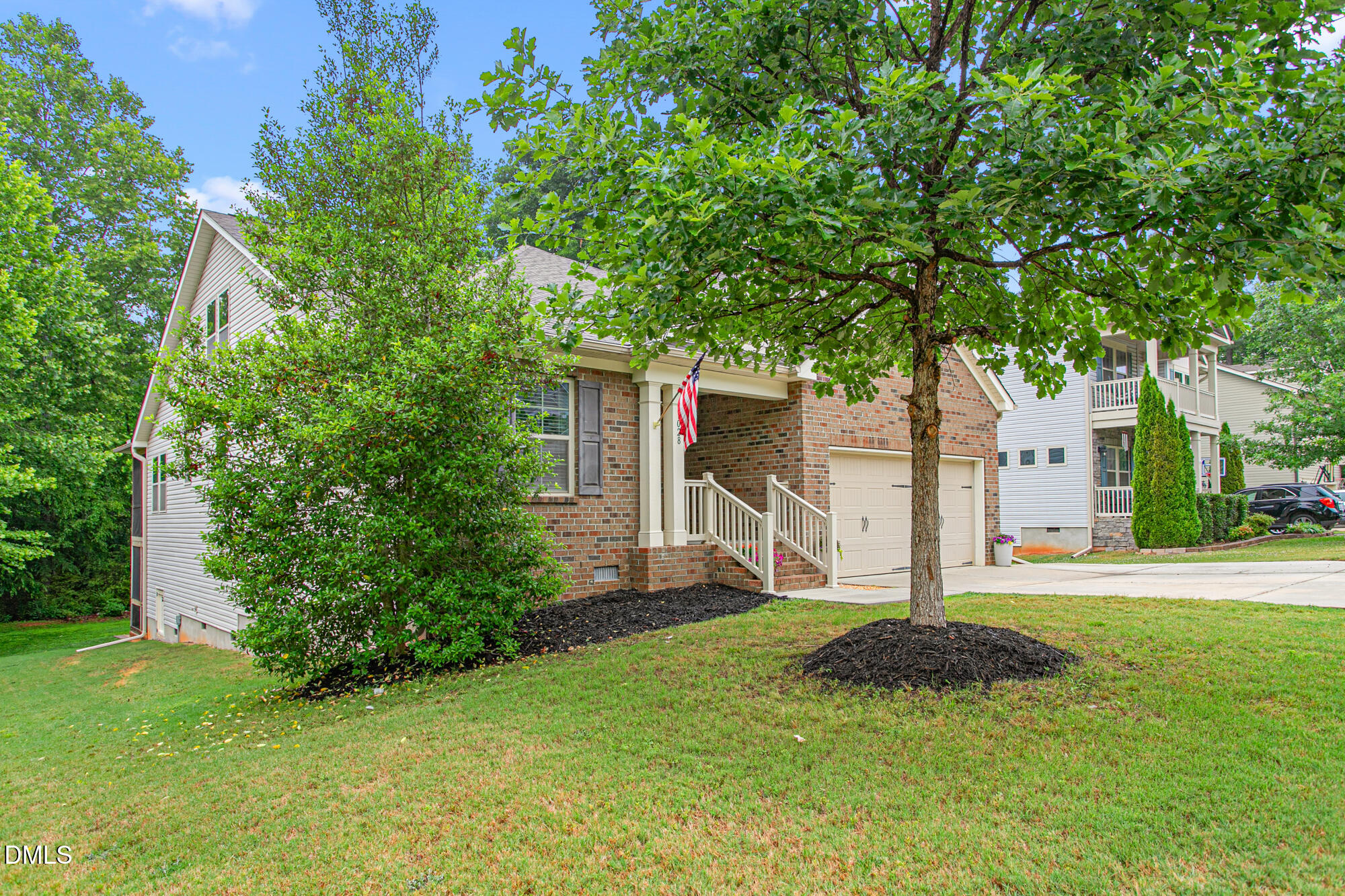 1028 Longleaf Pine Place Property Photo 2