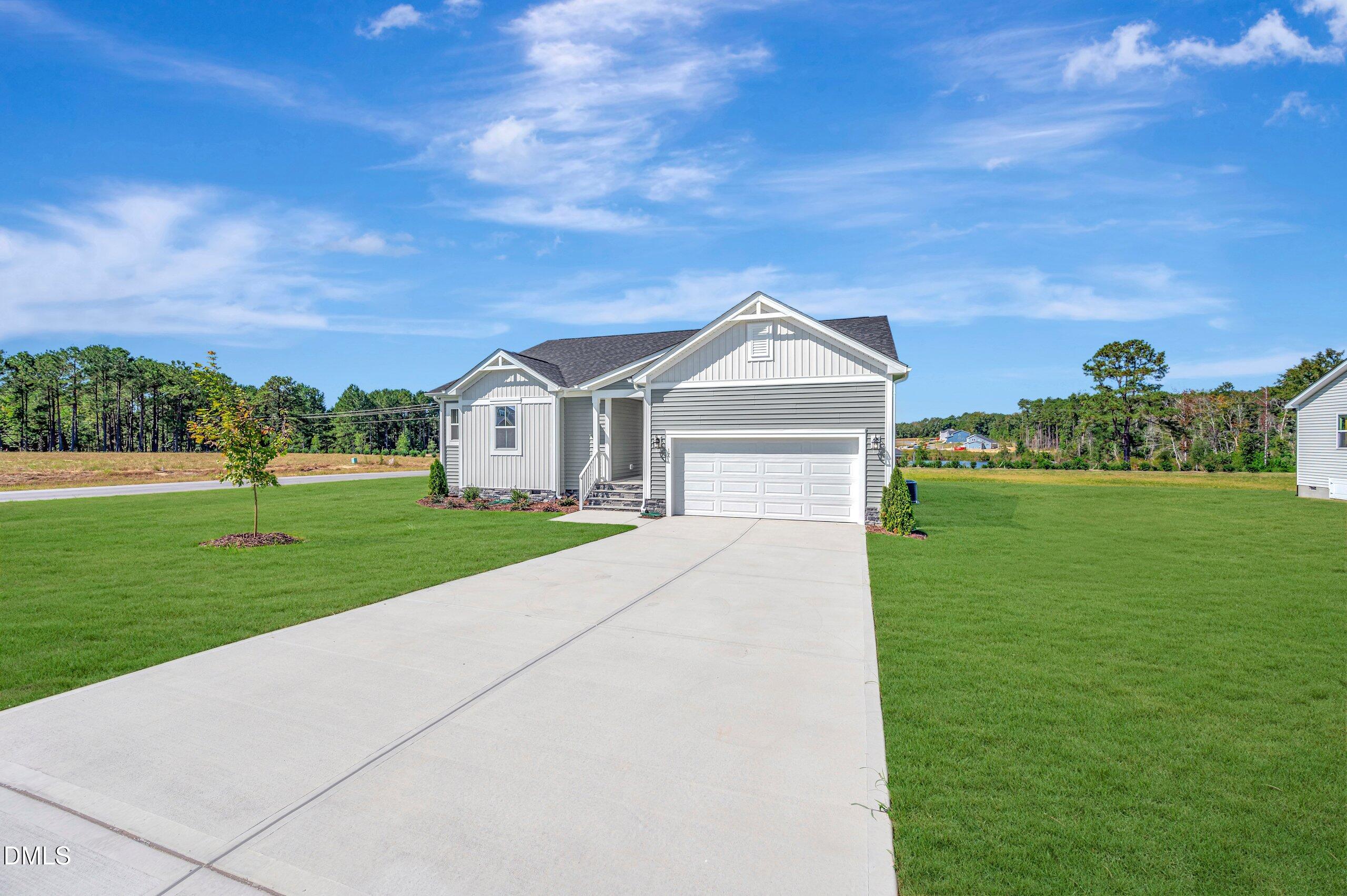 17 Windward Place Property Photo 3