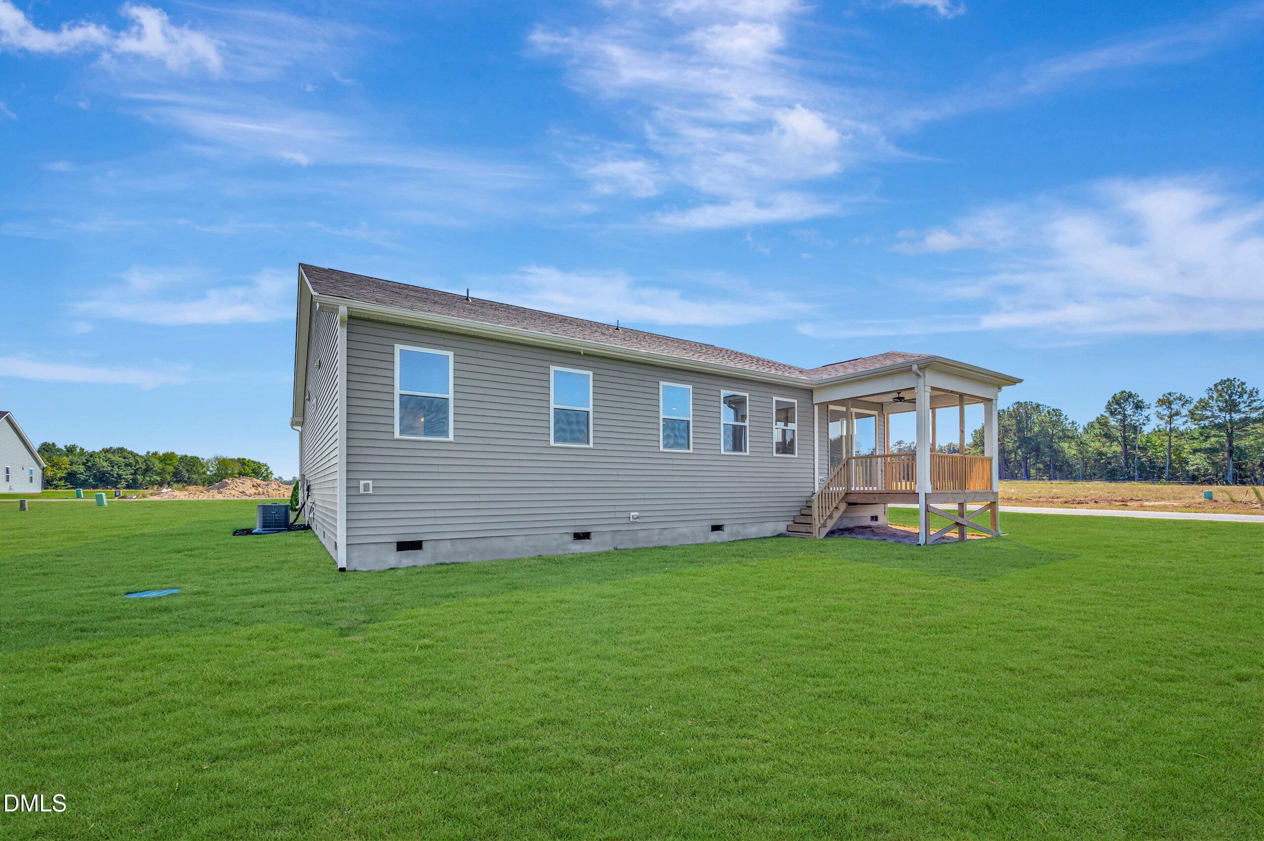 17 Windward Place Property Photo 6