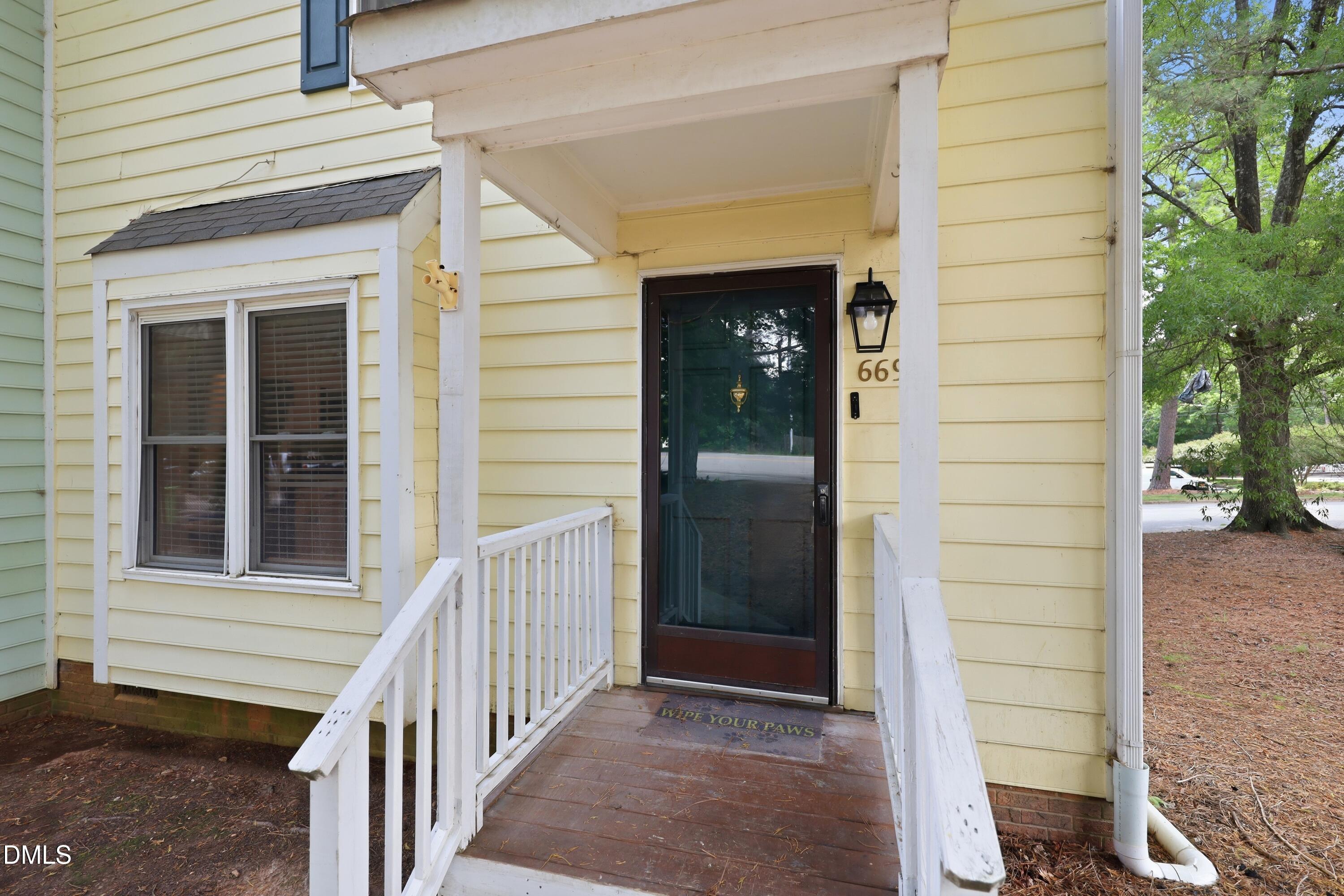 669 Bashford Road Property Photo 5