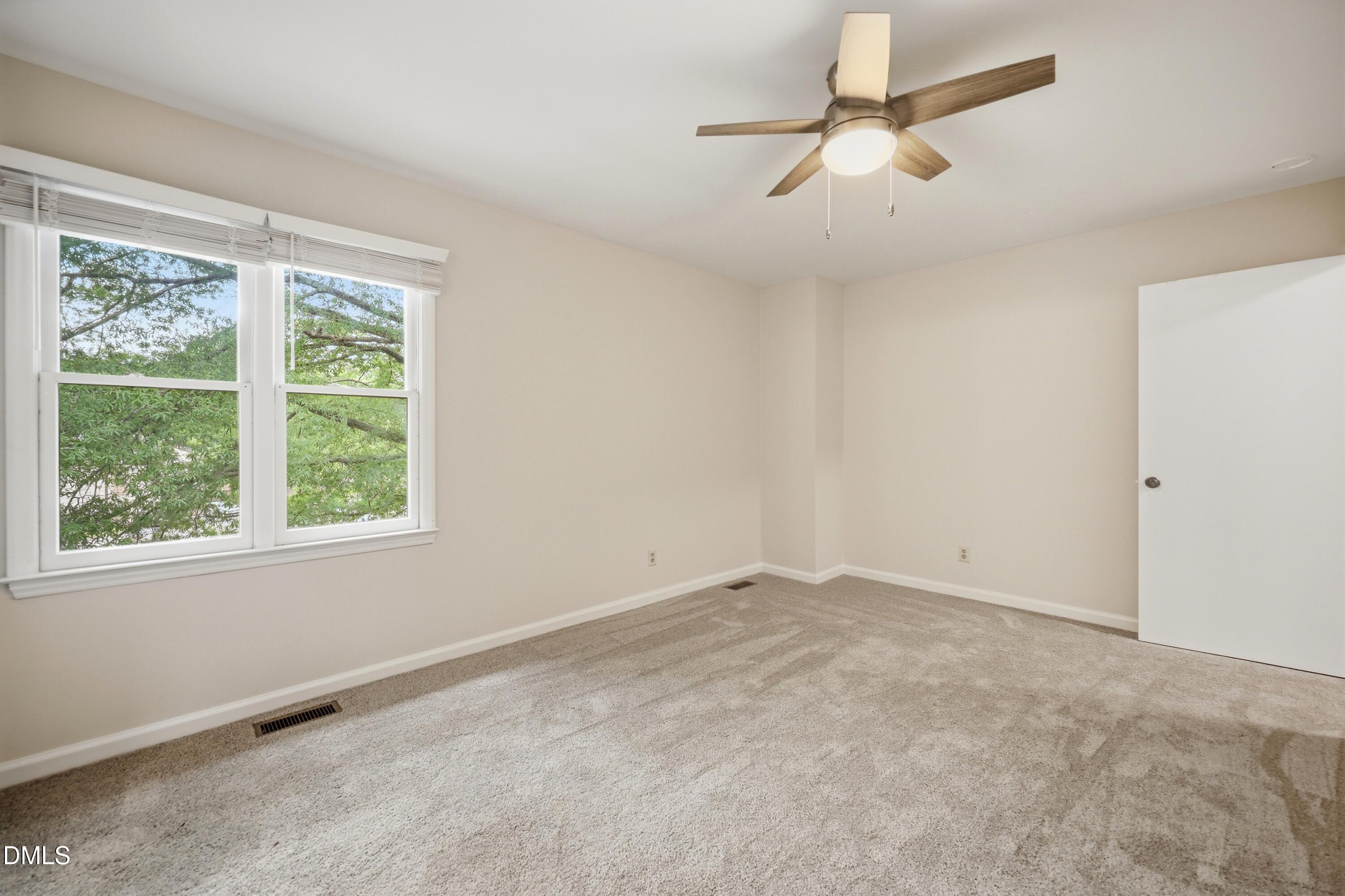 669 Bashford Road Property Photo 9