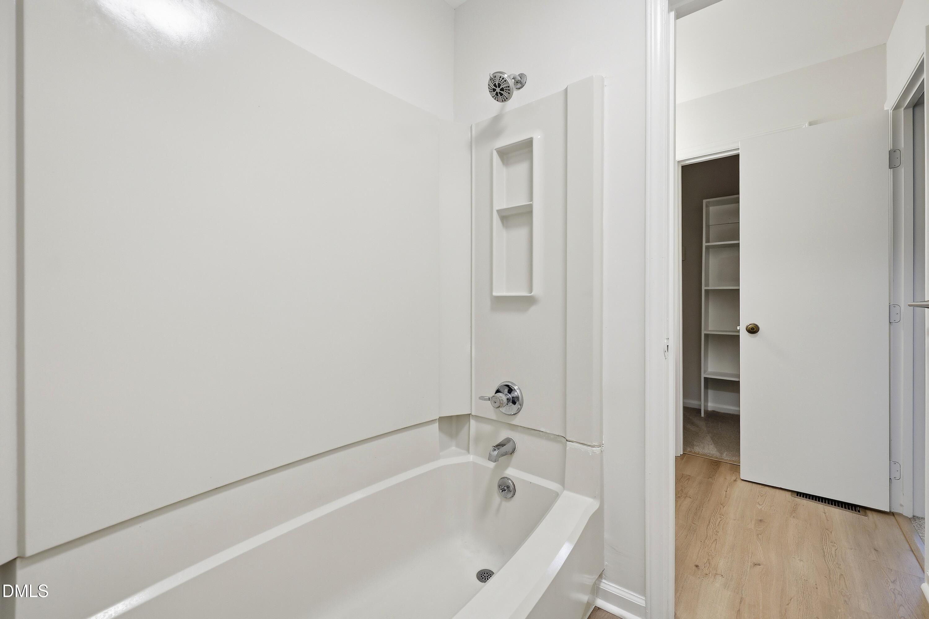 669 Bashford Road Property Photo 12