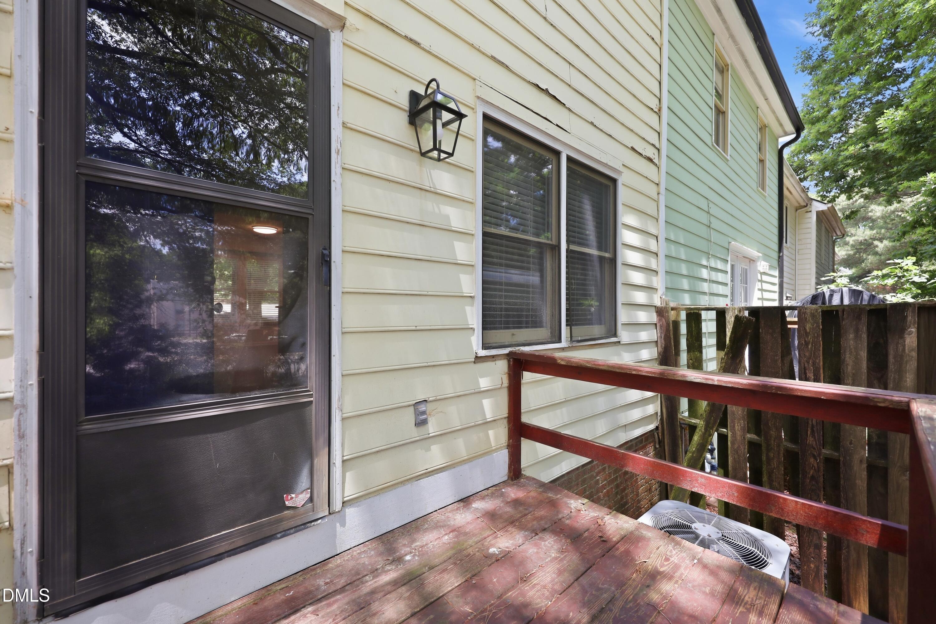 669 Bashford Road Property Photo 15