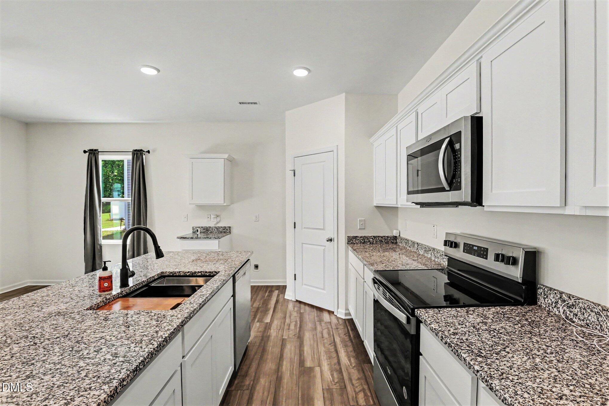 15 Hidden Glen Court Property Photo 10