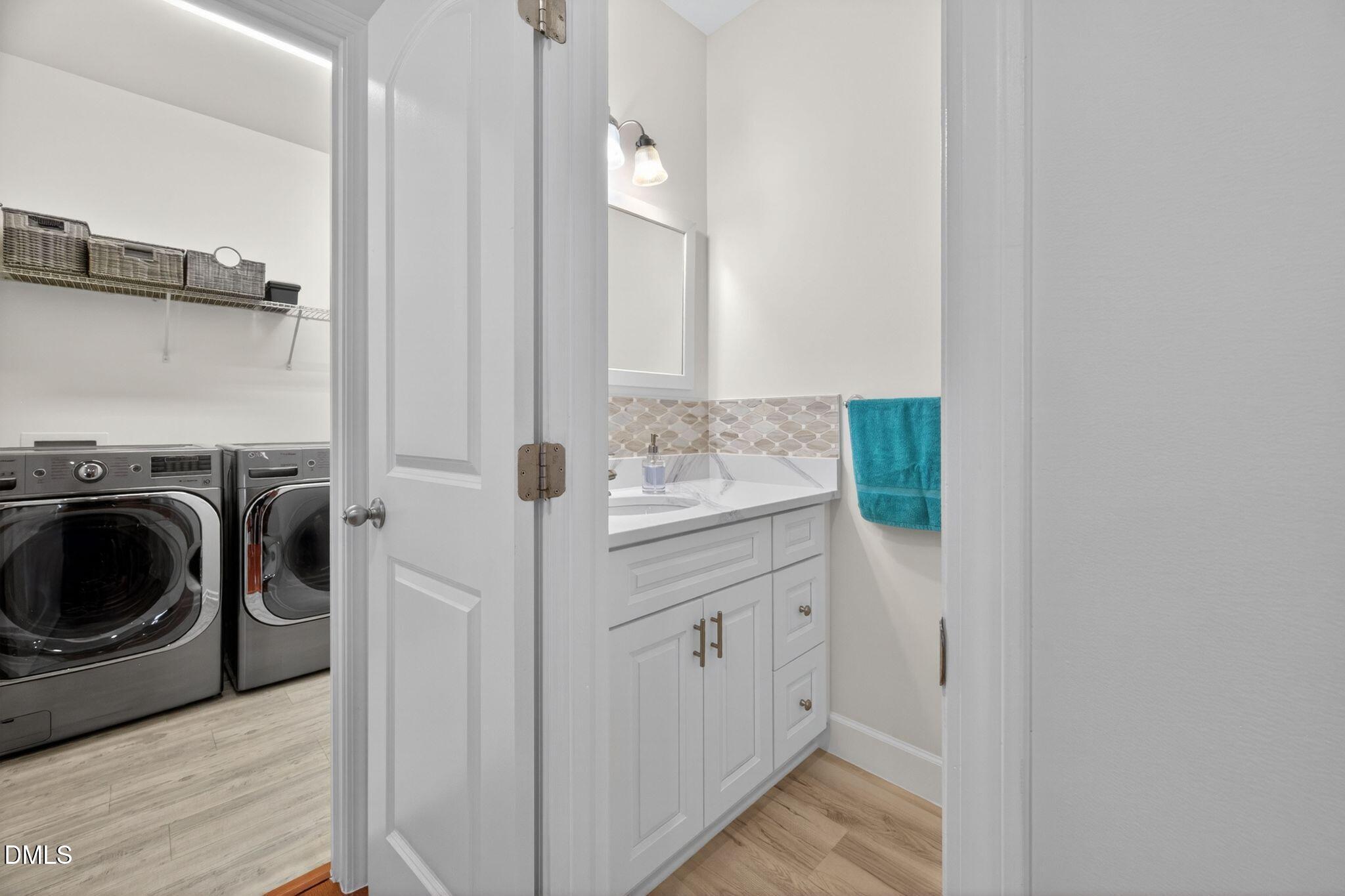 606 Crosstie Street Property Photo 34