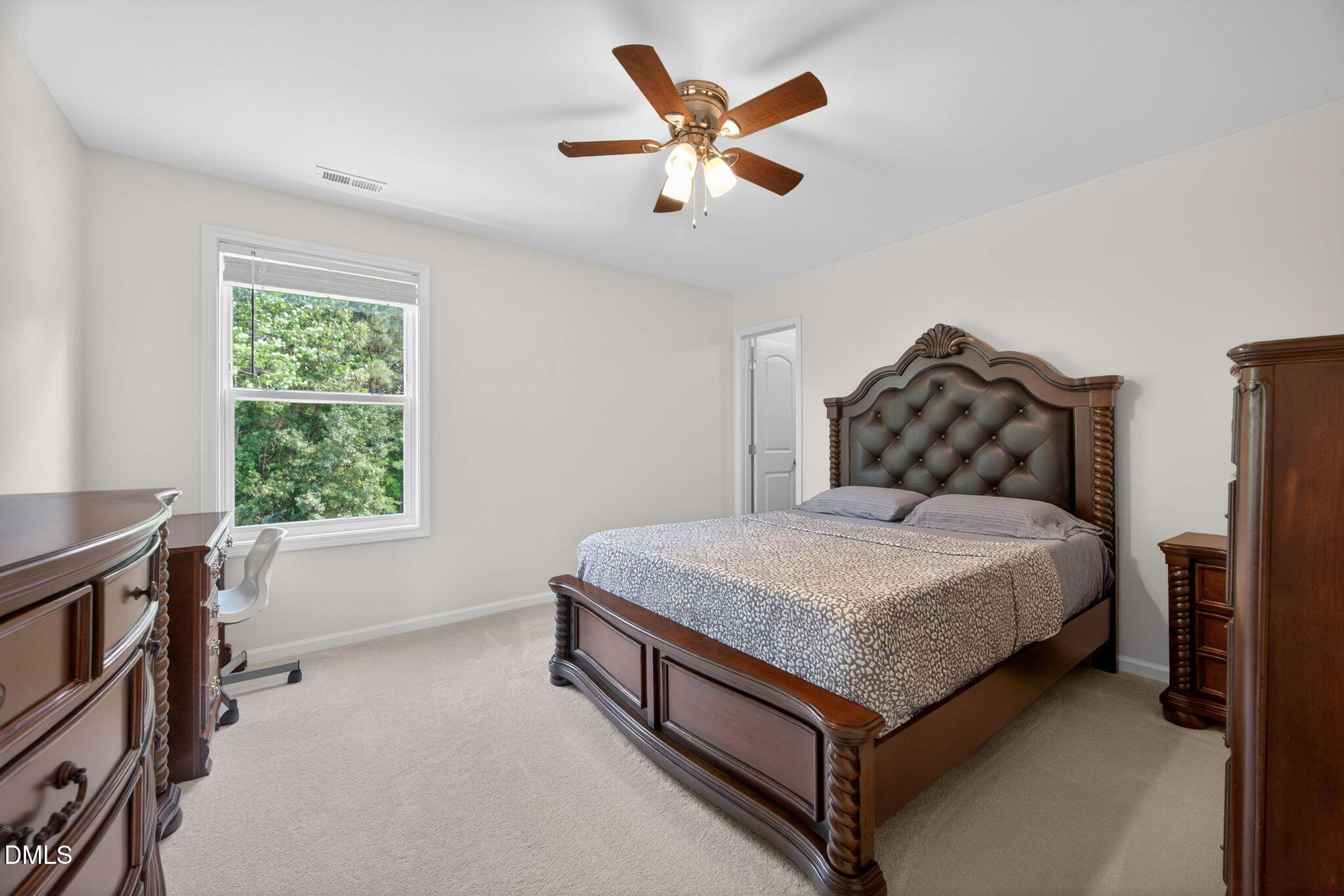 606 Crosstie Street Property Photo 41