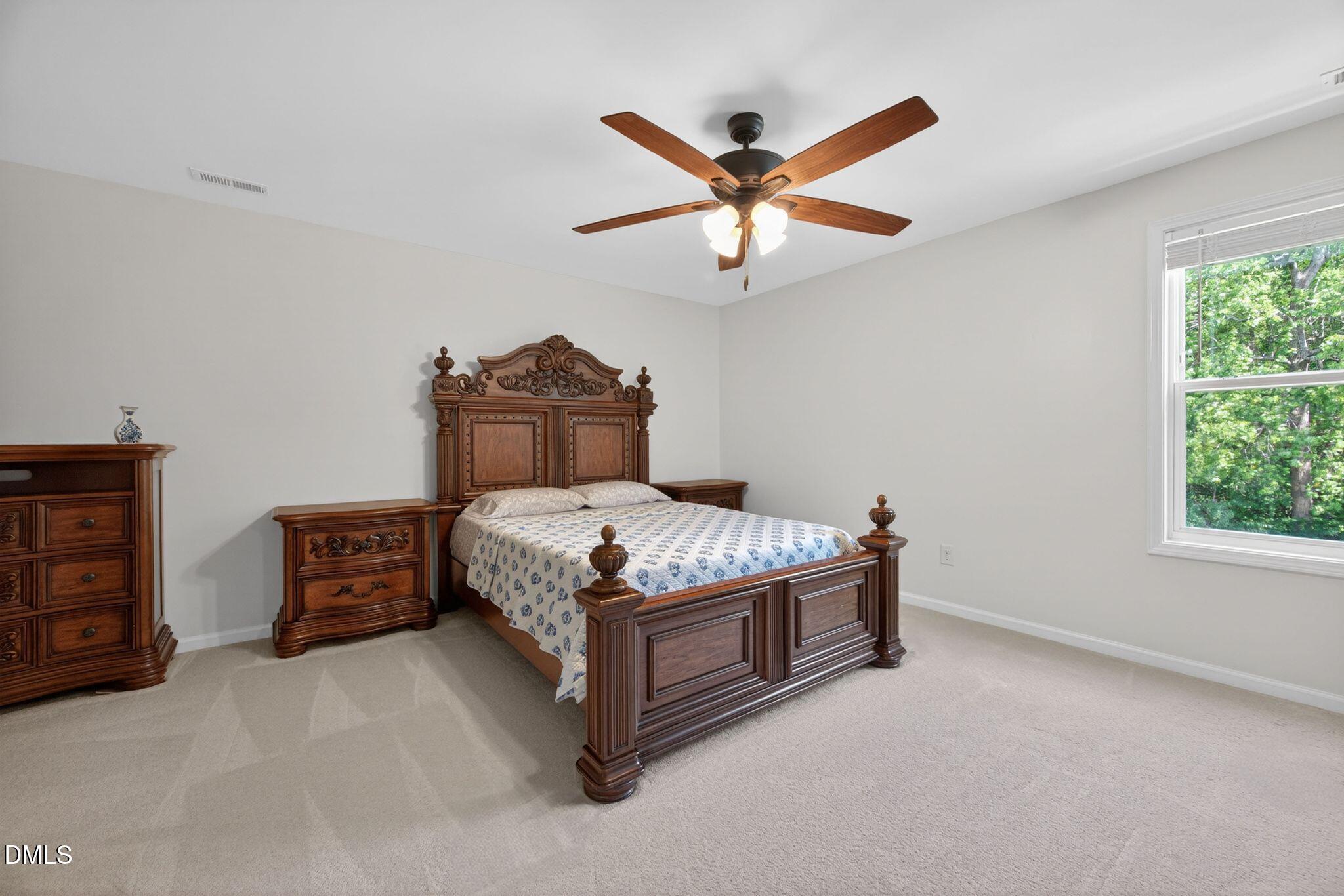 606 Crosstie Street Property Photo 43
