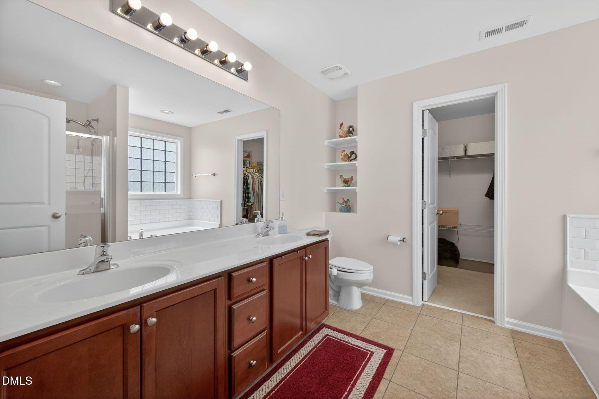 606 Crosstie Street Property Photo 48