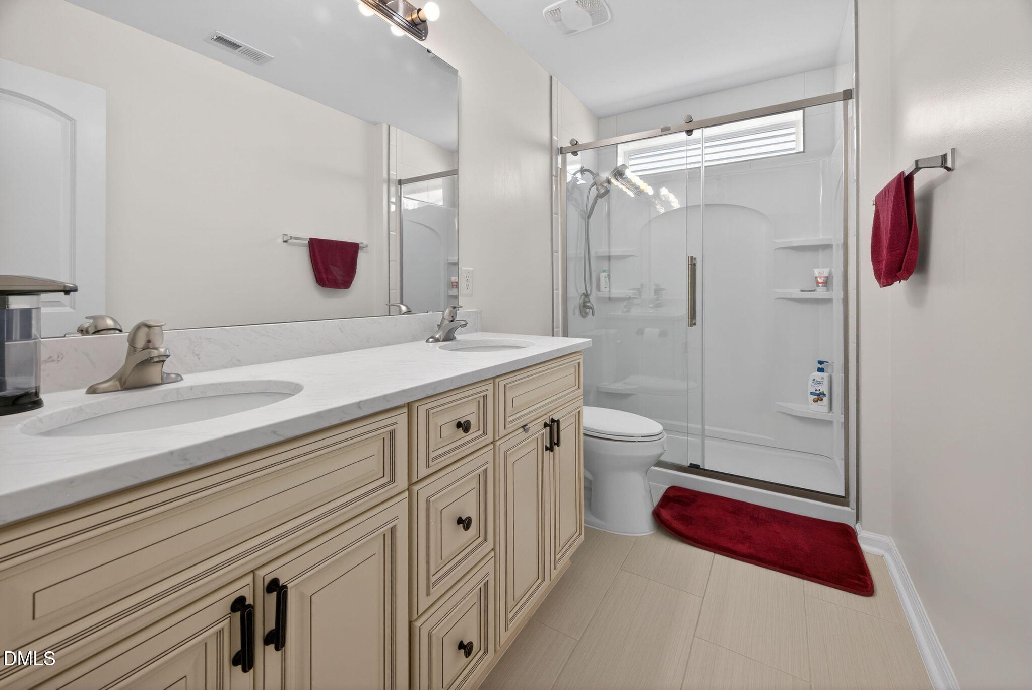 606 Crosstie Street Property Photo 54