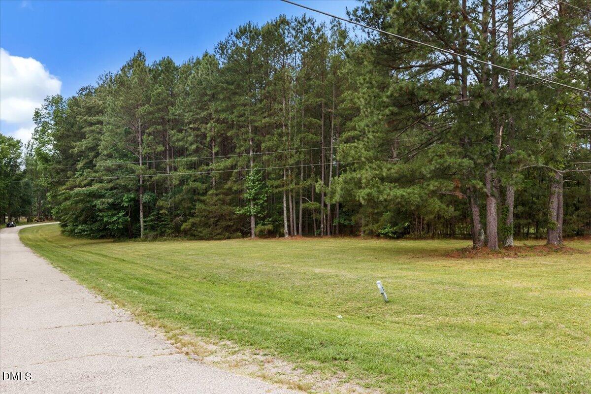 7129 Trappers Court Property Photo 9