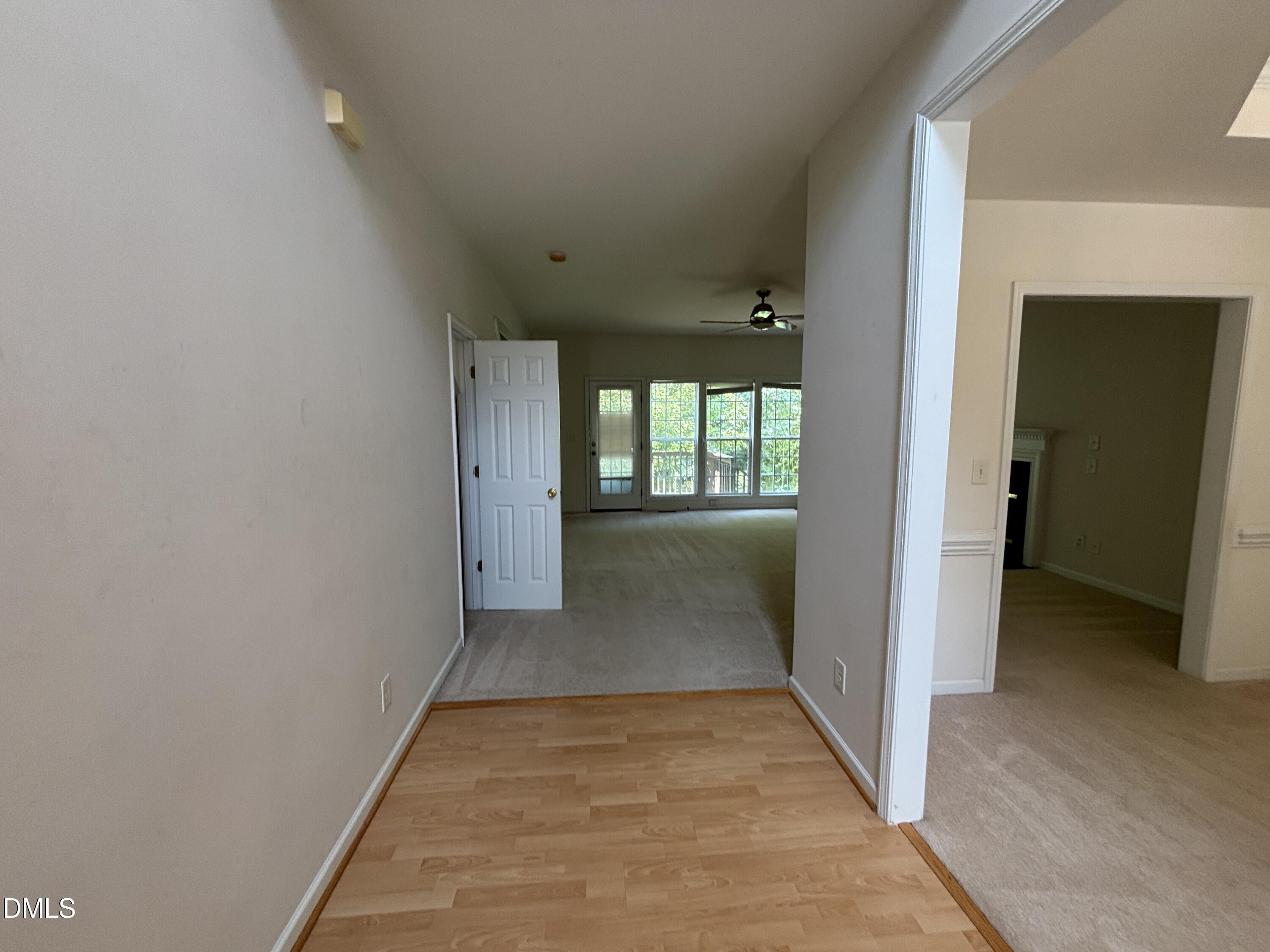 12 Bridgeport Drive Property Photo 2