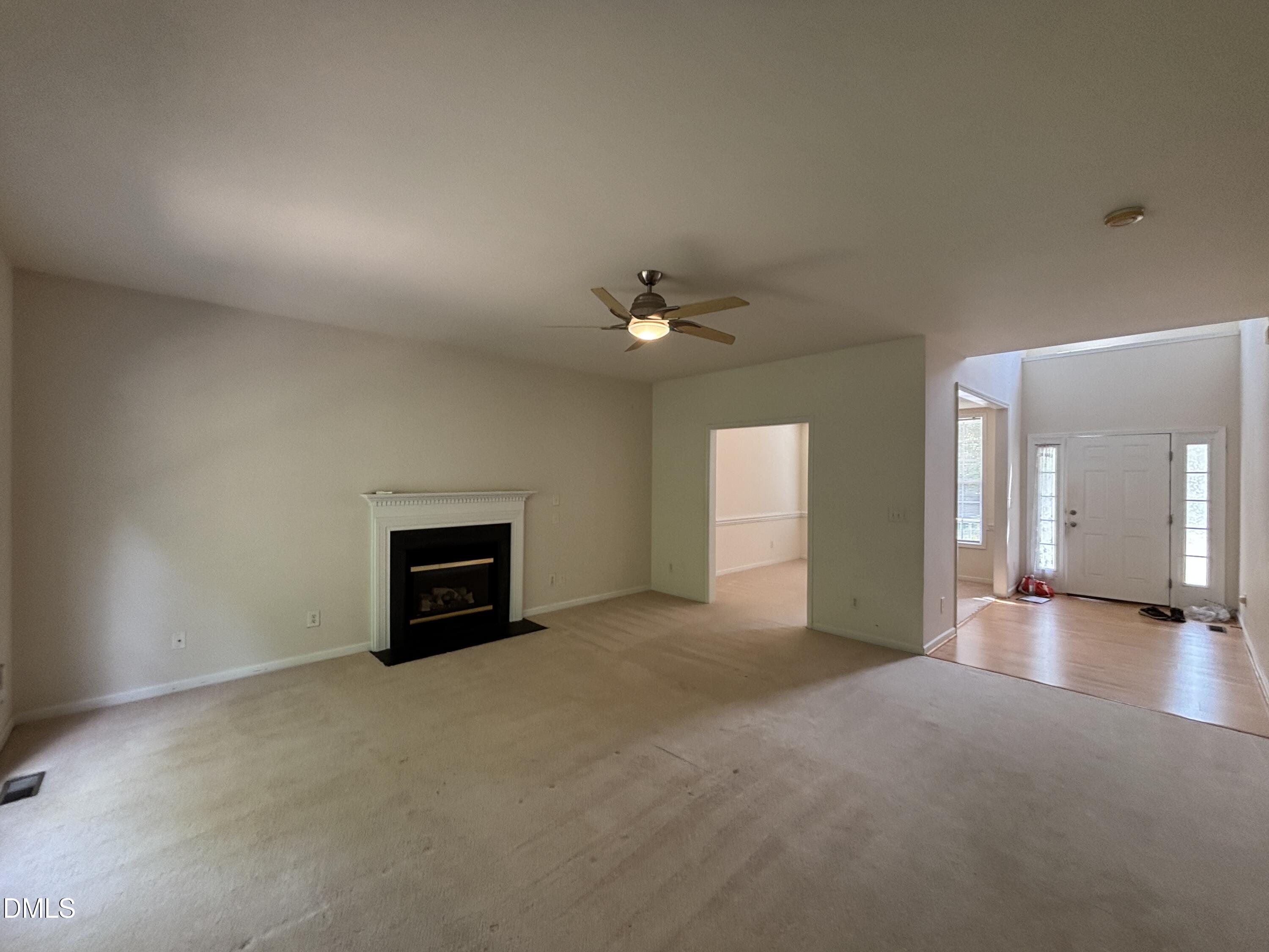 12 Bridgeport Drive Property Photo 7