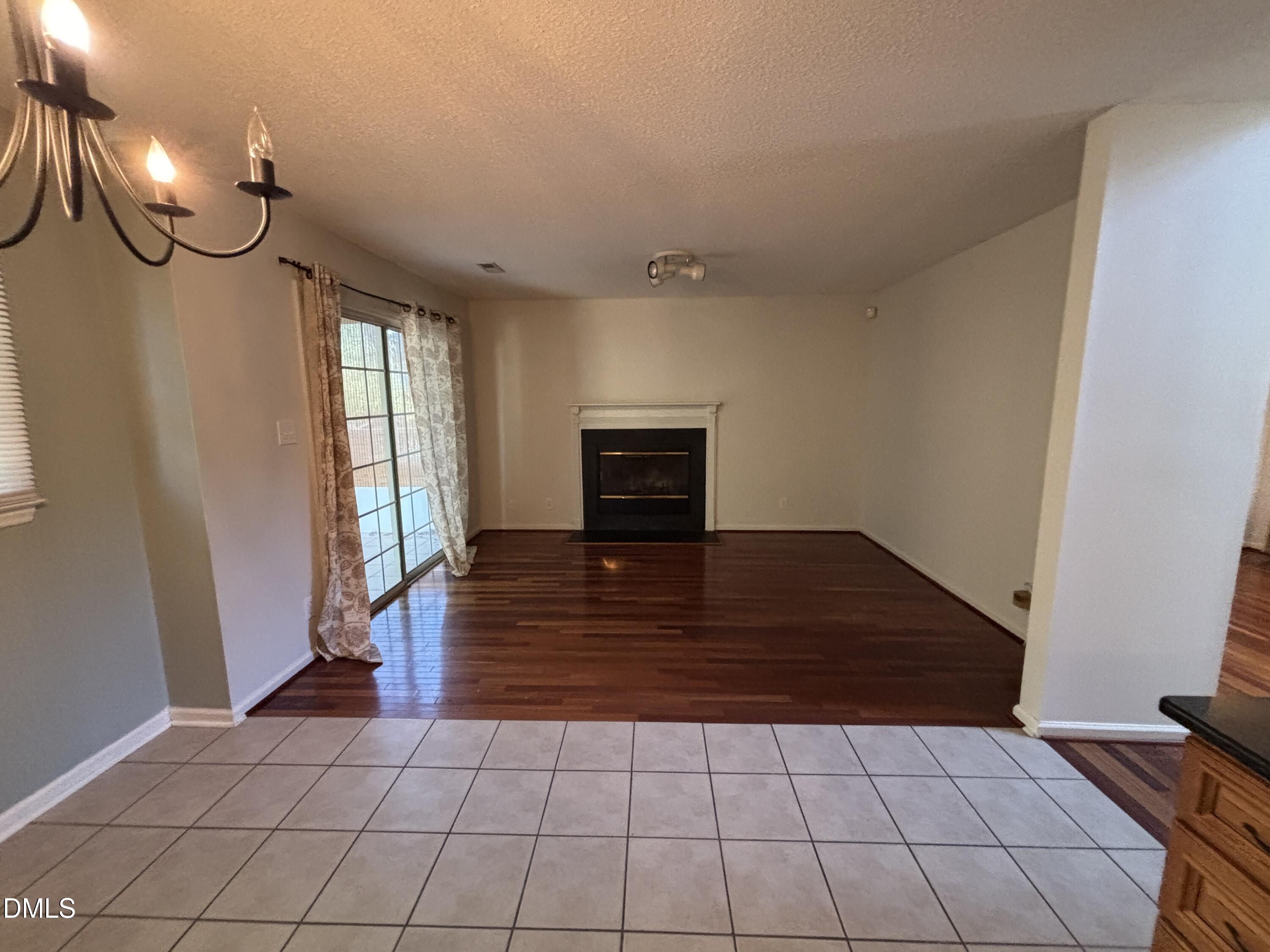 12 Bridgeport Drive Property Photo 11