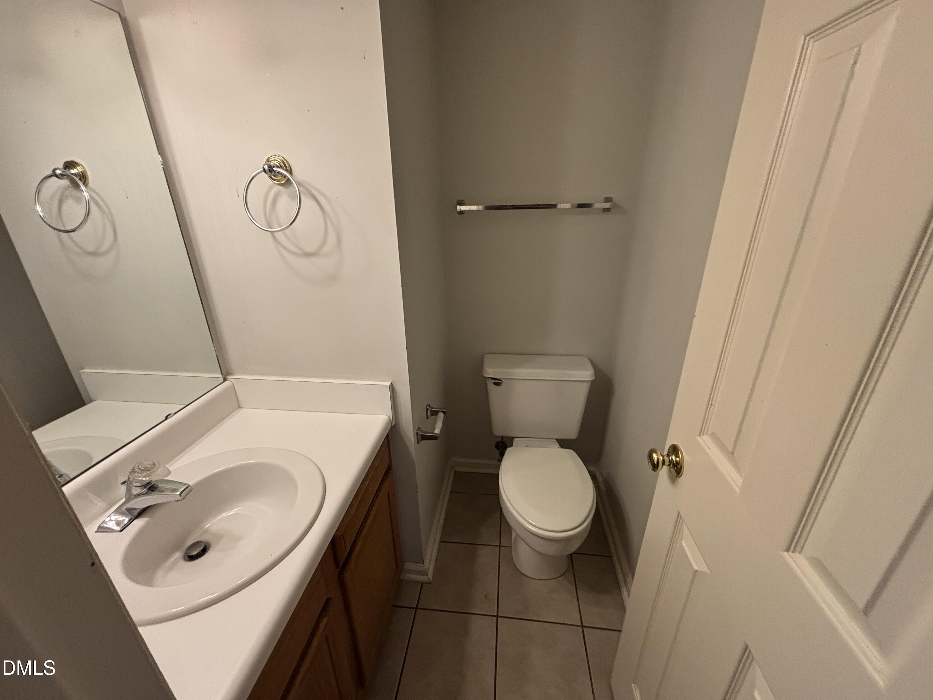 12 Bridgeport Drive Property Photo 14