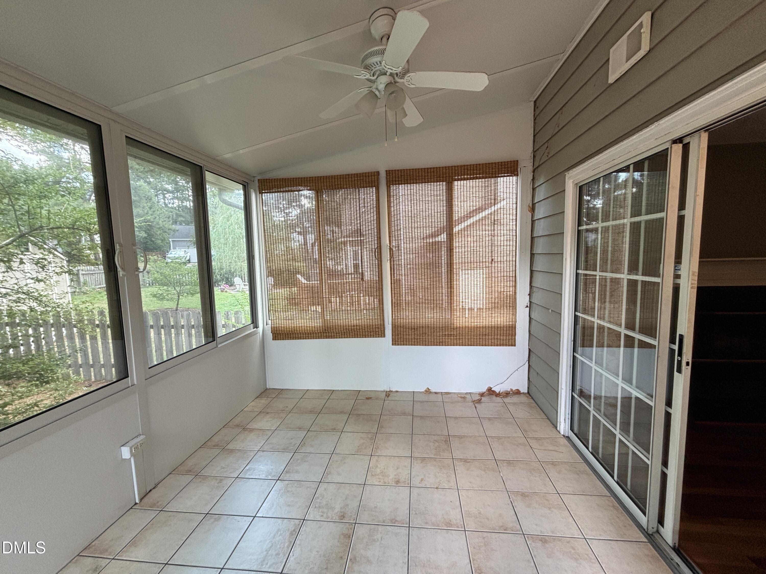 12 Bridgeport Drive Property Photo 18