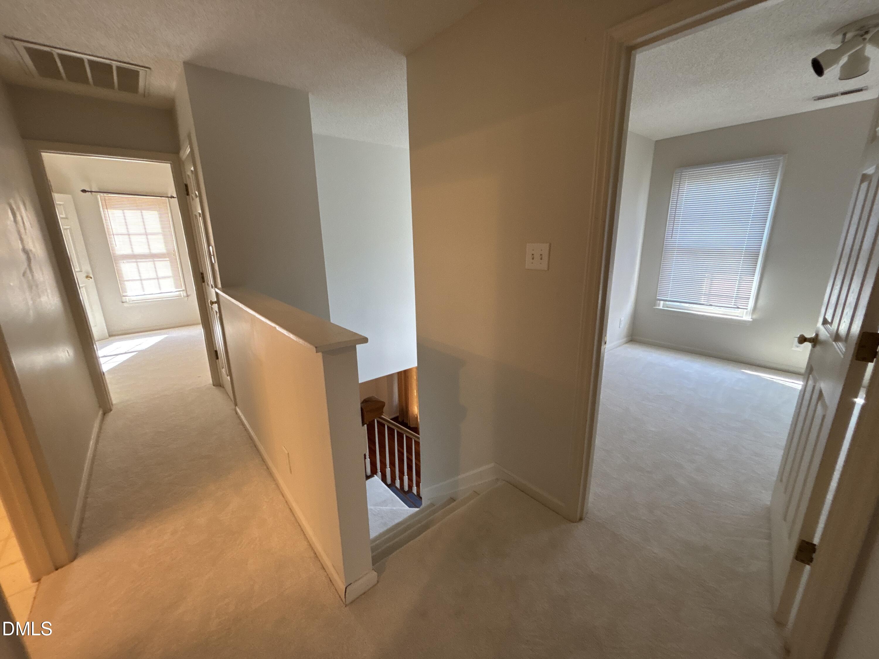 12 Bridgeport Drive Property Photo 18