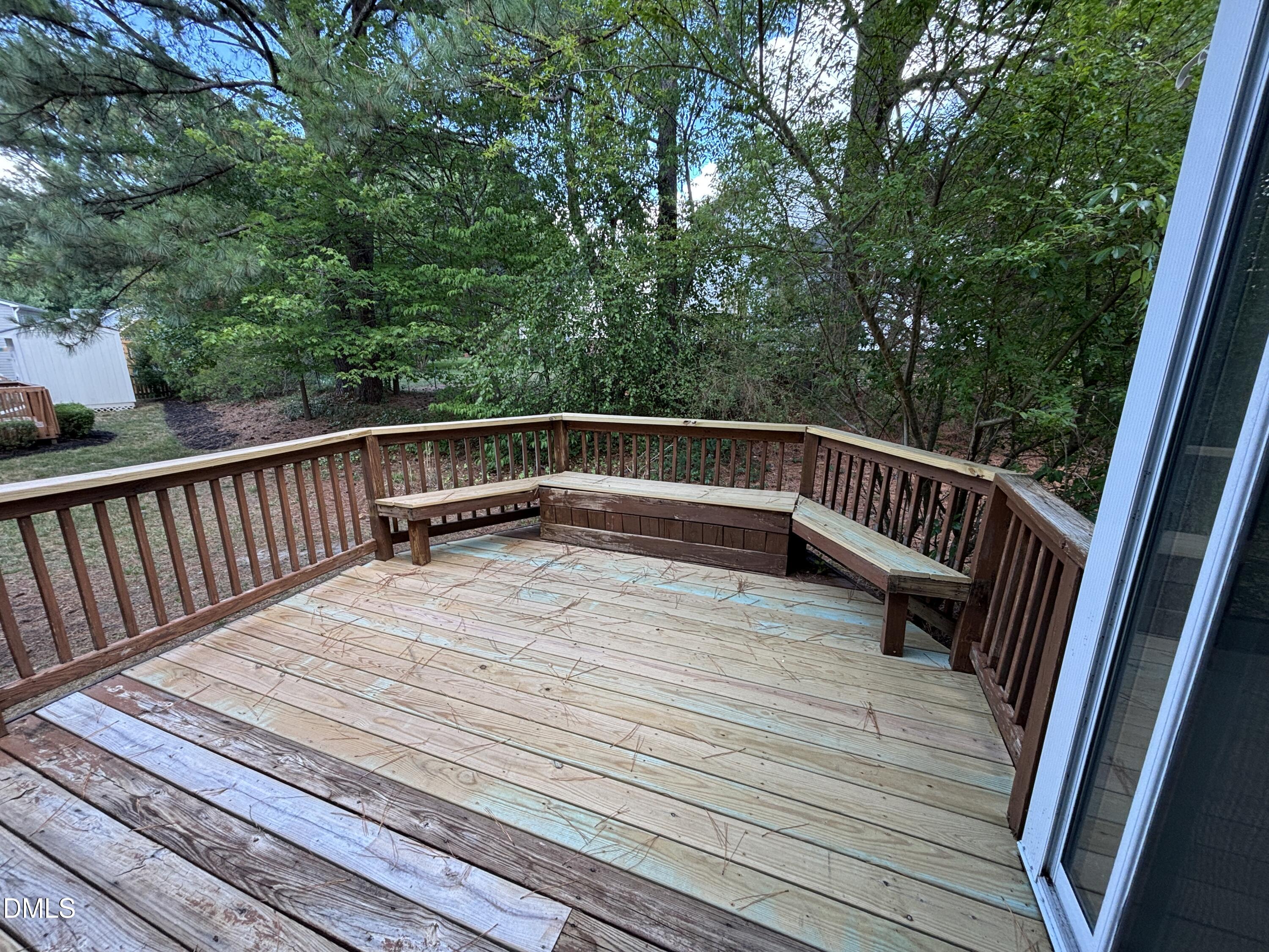 12 Bridgeport Drive Property Photo 19