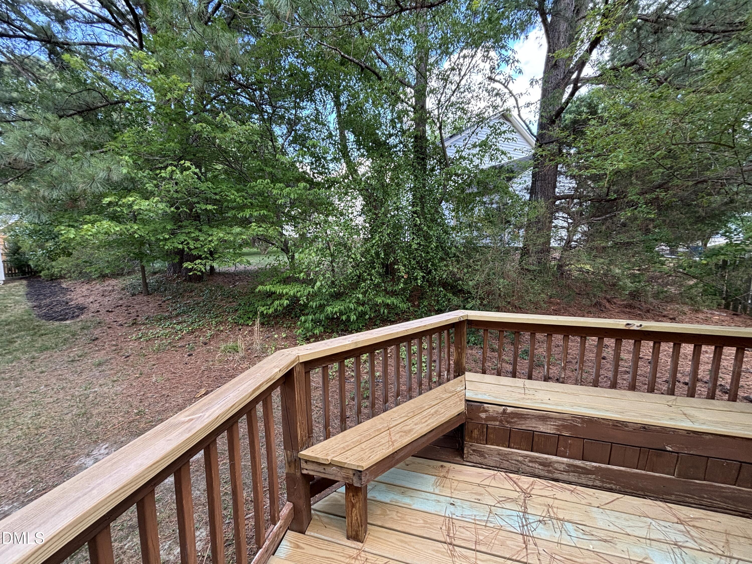 12 Bridgeport Drive Property Photo 21