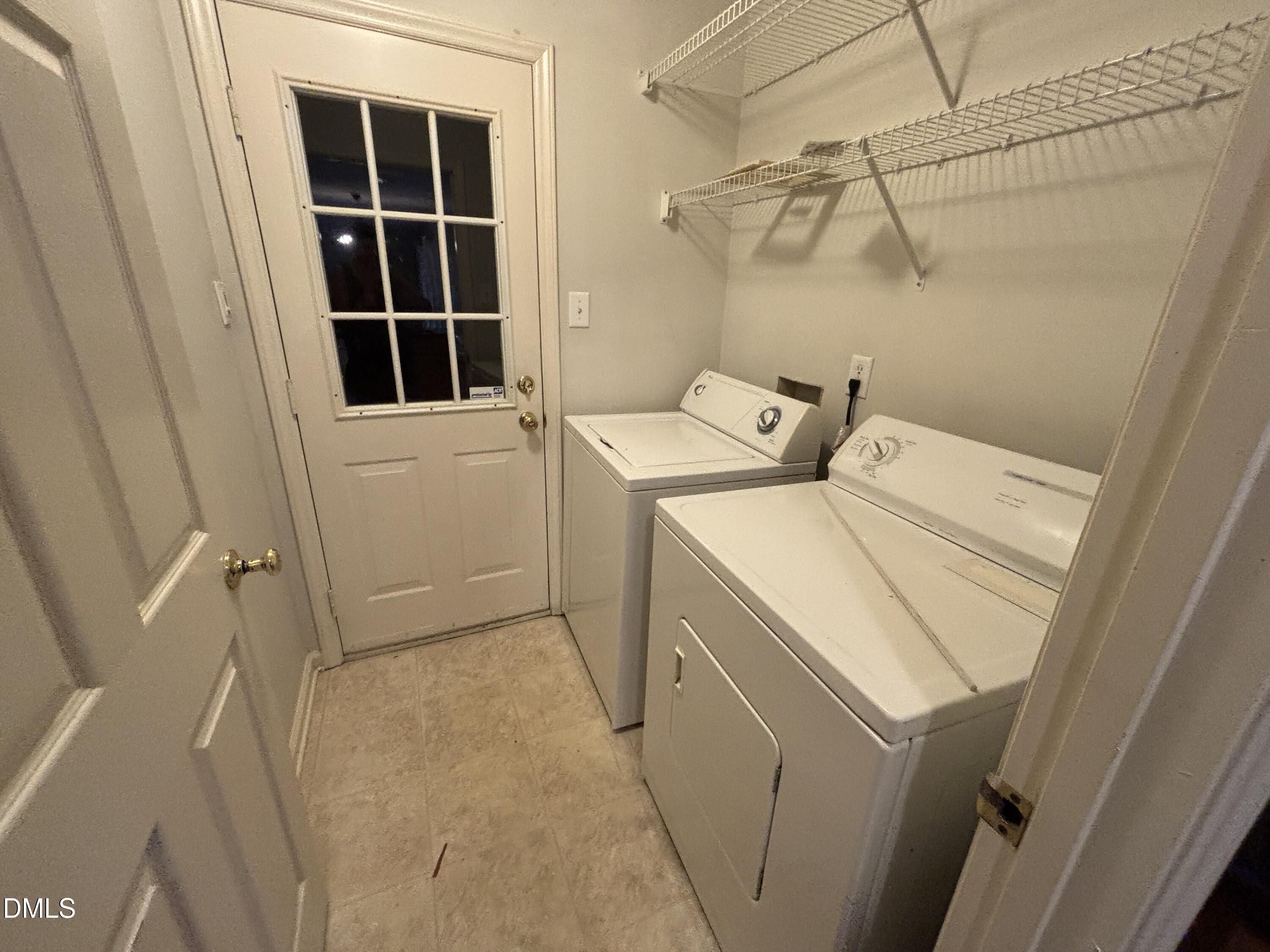 12 Bridgeport Drive Property Photo 23